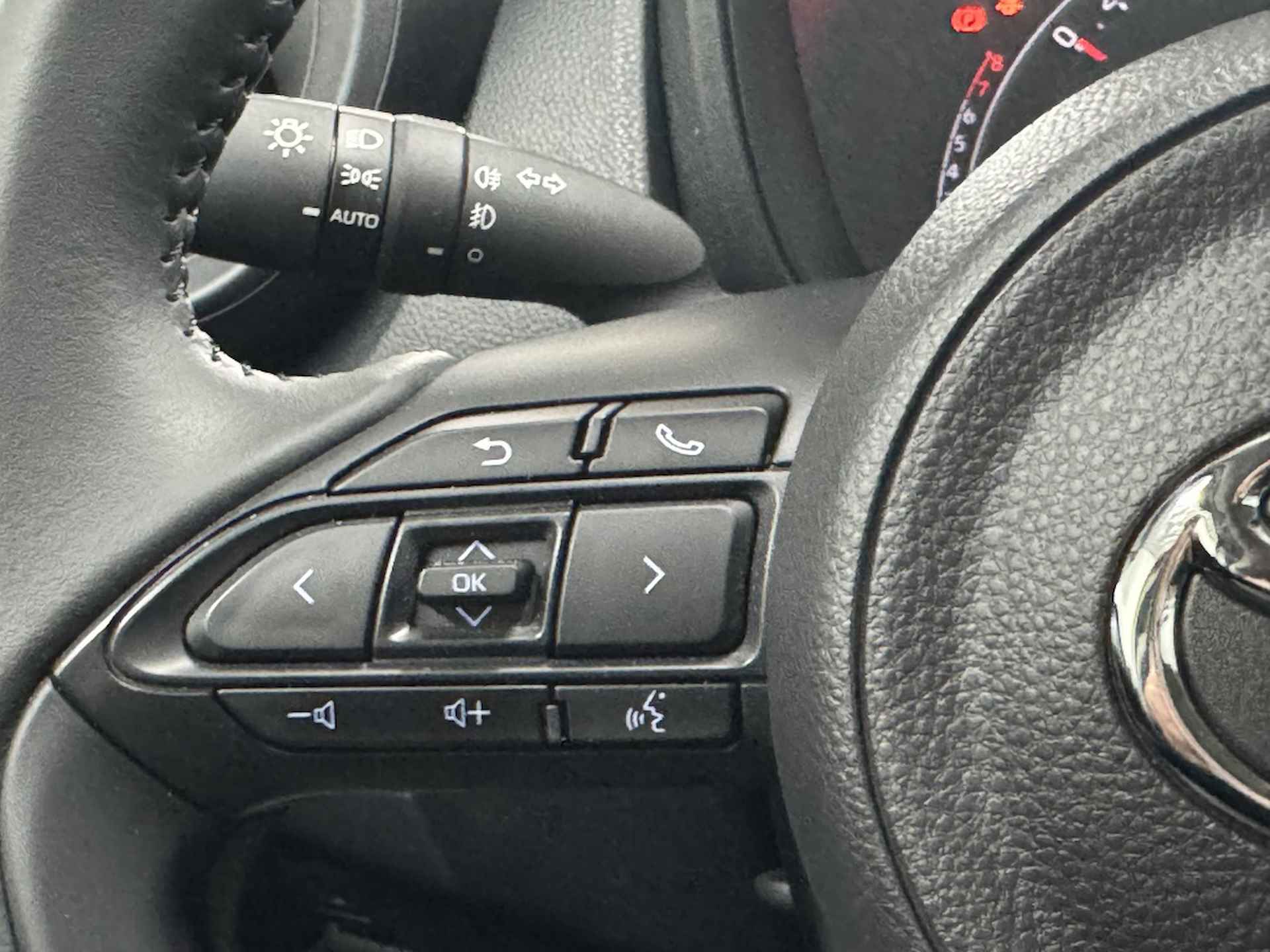 Toyota Aygo X 1.0 VVT-i MT First Edition NL Demo Camera Cruise Apple Carplay - 19/27