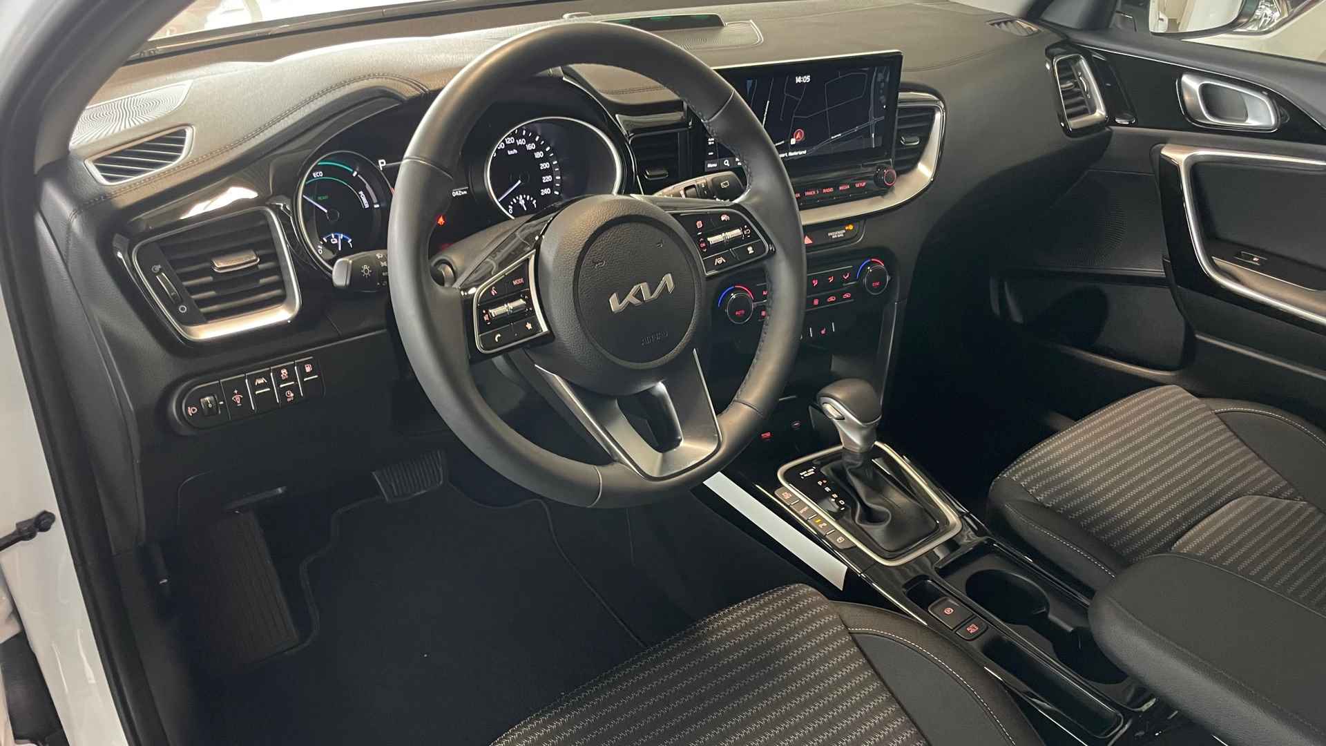 Kia XCeed 1.6 GDi PHEV DynamicLine, Nav, Camera, Cruise, Carplay, Led. - 24/29