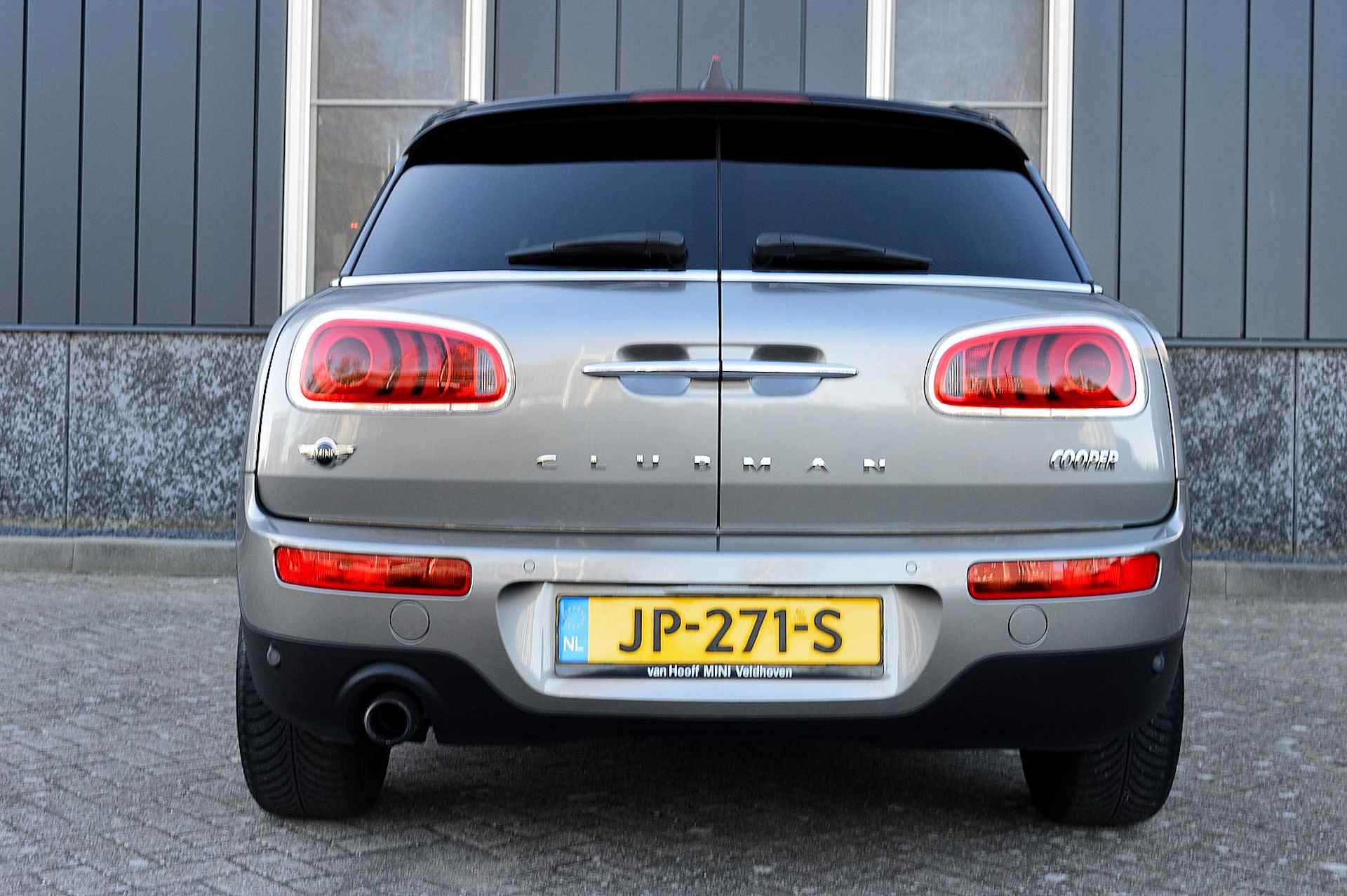 MINI Clubman 1.5 Cooper Pepper Serious Business Rijklaarprijs-Garantie Navigatie Leder sport Interieur Led - 4/35