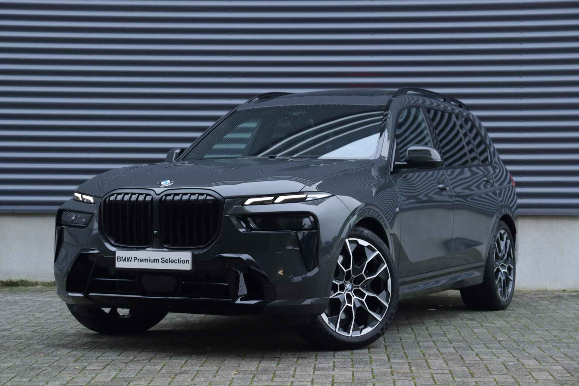 BMW X7 xDrive40i | High Executive | M Sportpakket Pro | Panodak Skylounge | Head-Up | Trekhaak | Driving Assistant Prof. | Harman Kardon | Massage | Soft Close | Stoelventilatie | 22'' LMV - 43/43