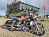 Harley-Davidson FLHTKSE CVO FLHX STREETGLIDE