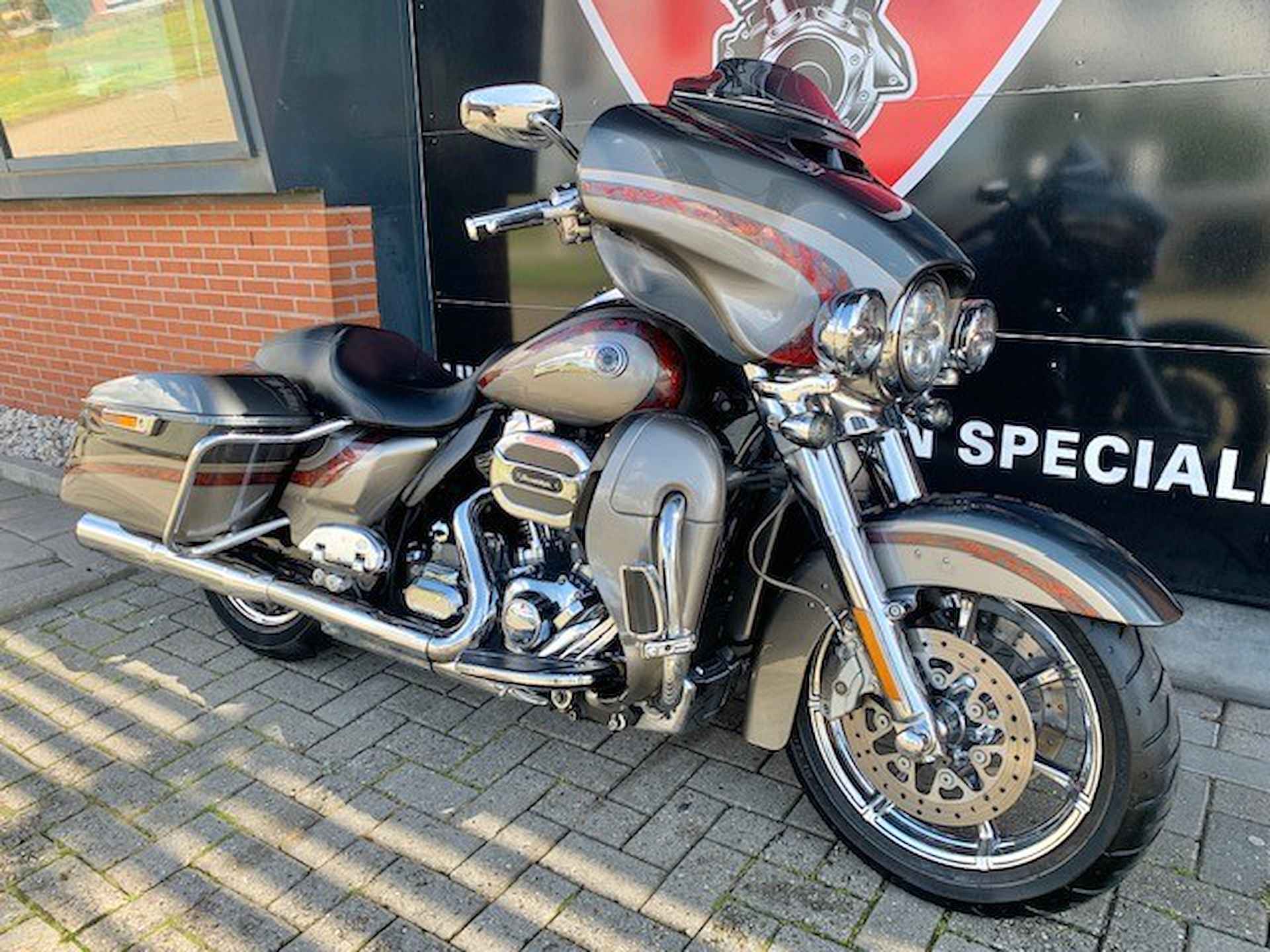 Harley-Davidson FLHTKSE CVO FLHX STREETGLIDE - 4/20