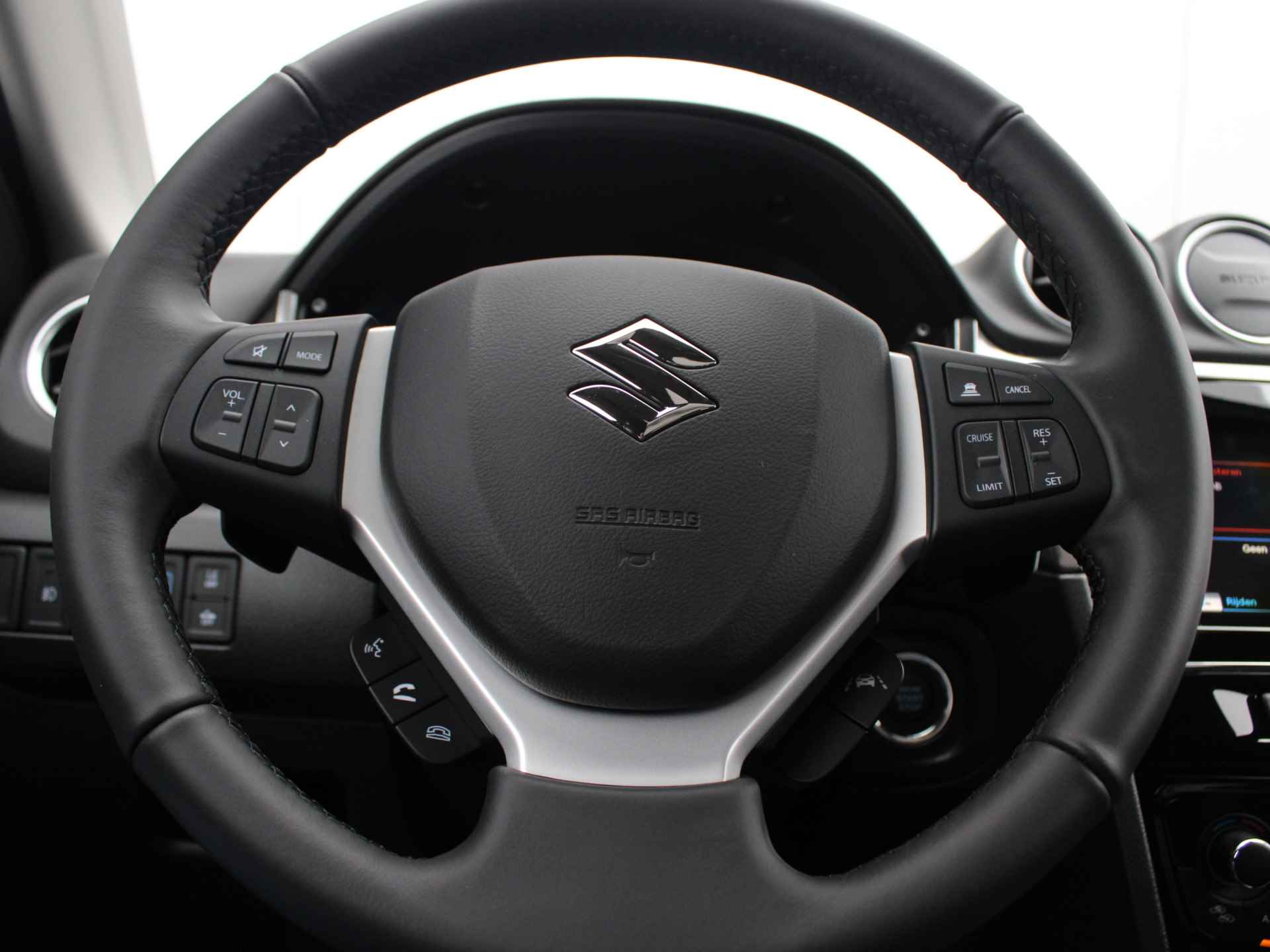 Suzuki Vitara 1.5 Hybrid Style met 6 Jaar Garantie, Adaptieve Cruise Control, Keyless Go, Apple Carplay/Android Auto - 32/46