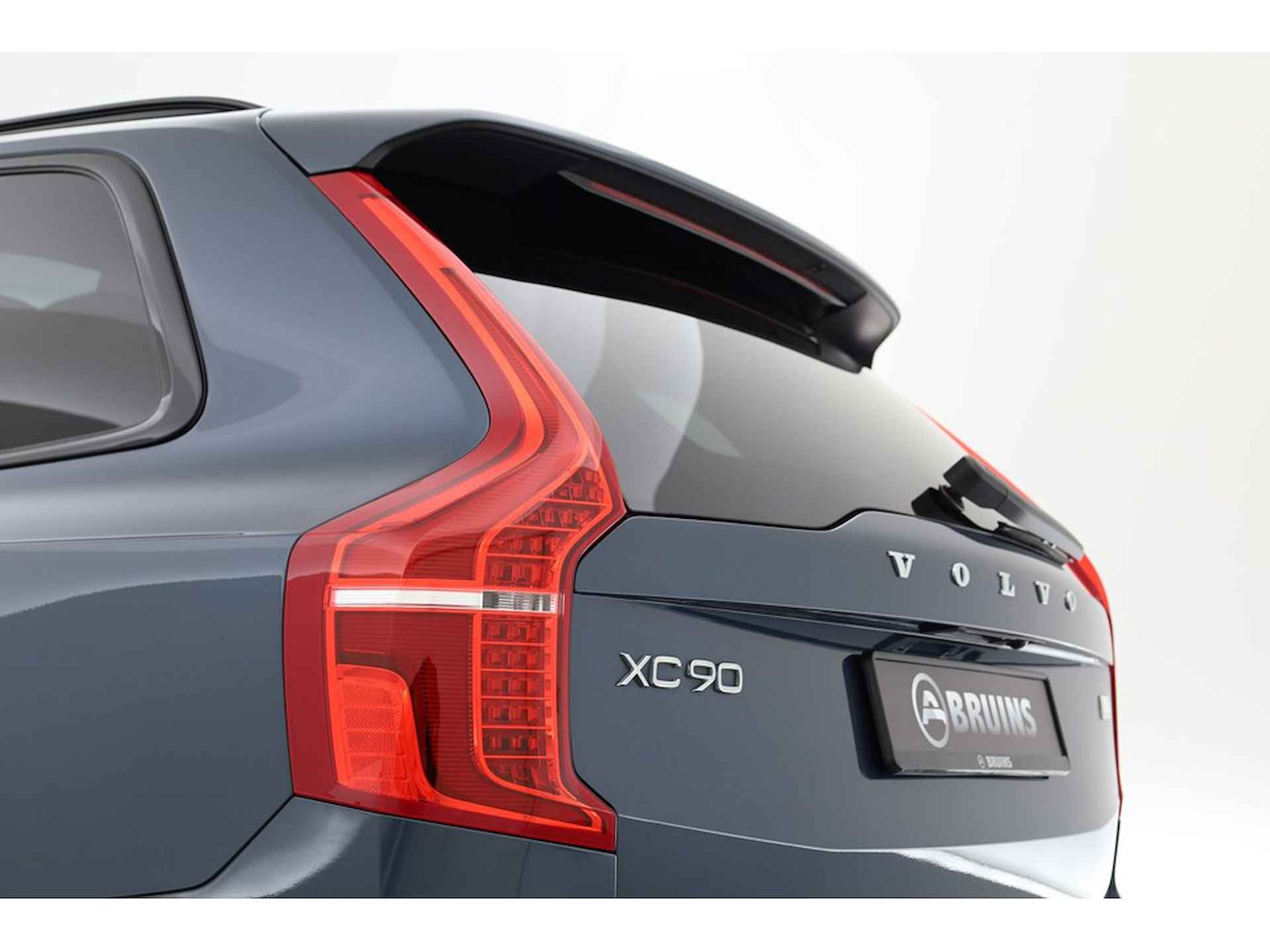 Volvo XC90 2.0 390PK T8, R-design, Head-up, Trekhaak, H&K, Pano-dak - 7/40