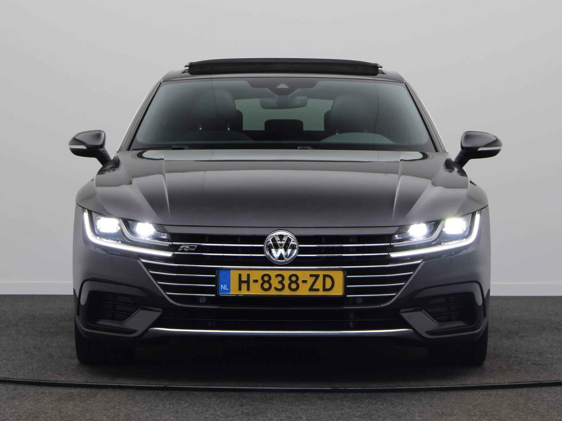 Volkswagen Arteon 2.0 TSI Business R | Trekhaak | 1800kg Trekvermogen! | Stoelverwarming Voor en Achter | Adaptieve Cruise Control | Automatische Kofferklep | Panoramadak | Digitale Tellerklok | - 7/51