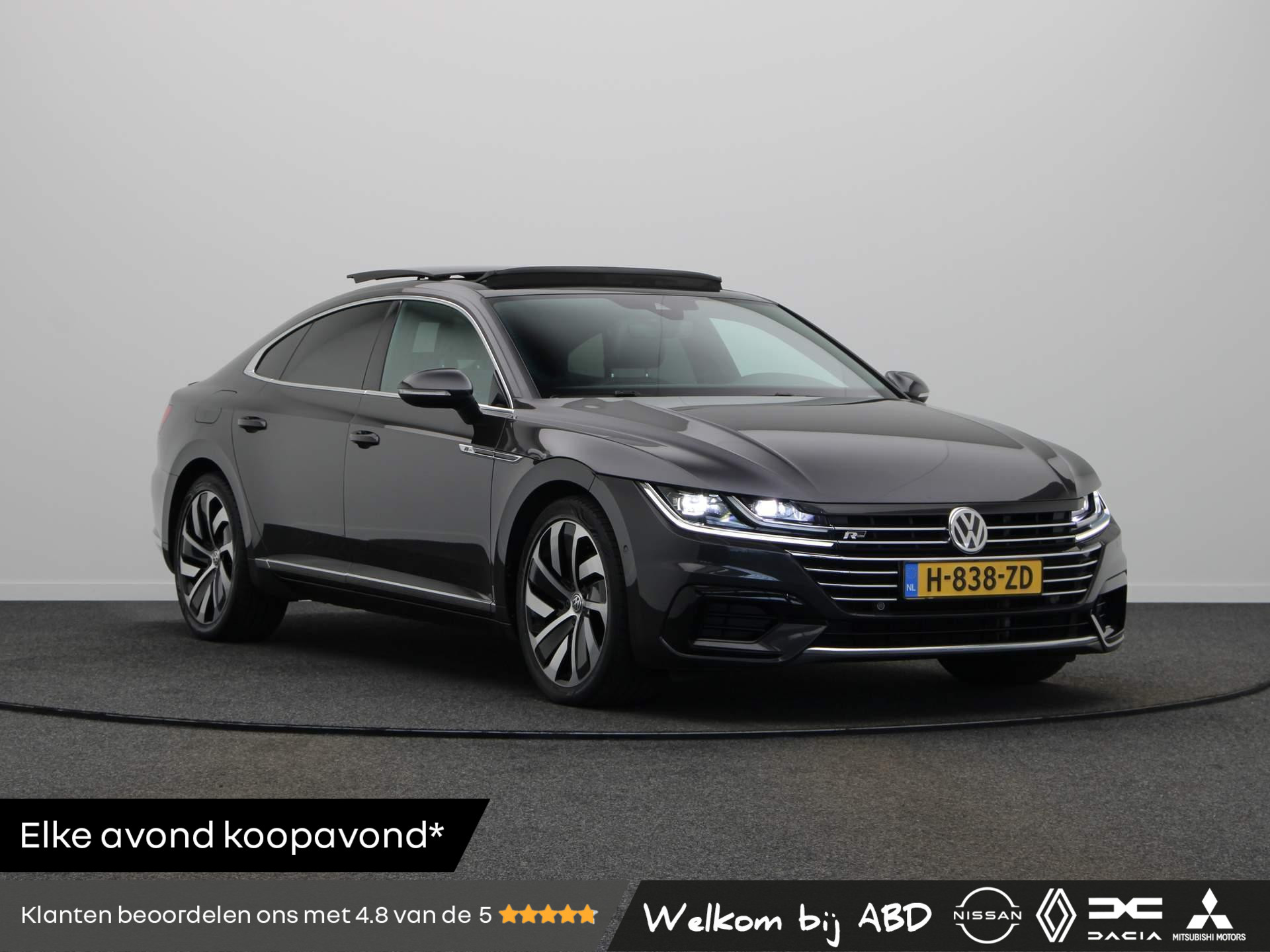 Volkswagen Arteon 2.0 TSI Business R | Trekhaak | 1800kg Trekvermogen! | Stoelverwarming Voor en Achter | Adaptieve Cruise Control | Automatische Kofferklep | Panoramadak | Digitale Tellerklok |