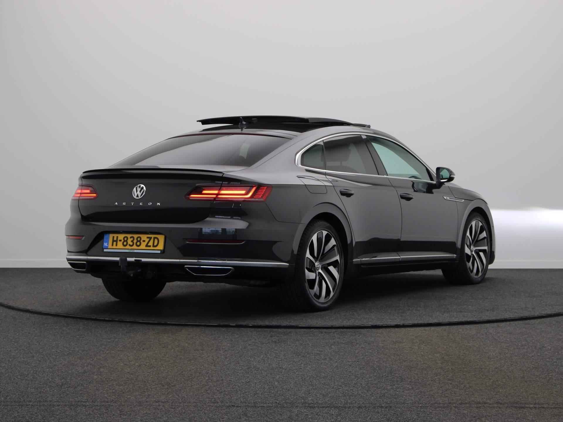 Volkswagen Arteon 2.0 TSI Business R | Trekhaak | 1800kg Trekvermogen! | Stoelverwarming Voor en Achter | Adaptieve Cruise Control | Automatische Kofferklep | Panoramadak | Digitale Tellerklok | - 18/51