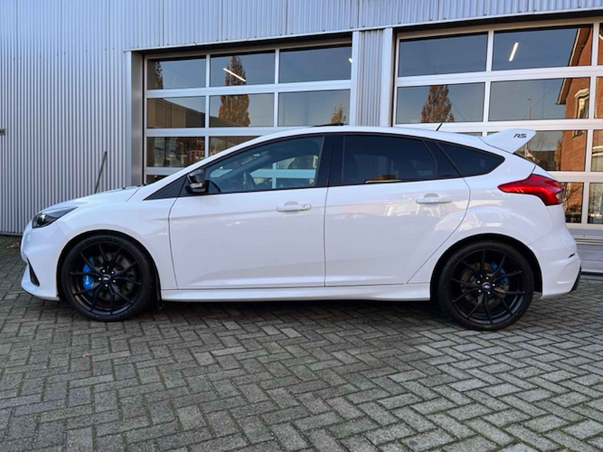 Ford Focus 2.3 RS / 350 PK / 4WD / schuifdak / camera - 3/12