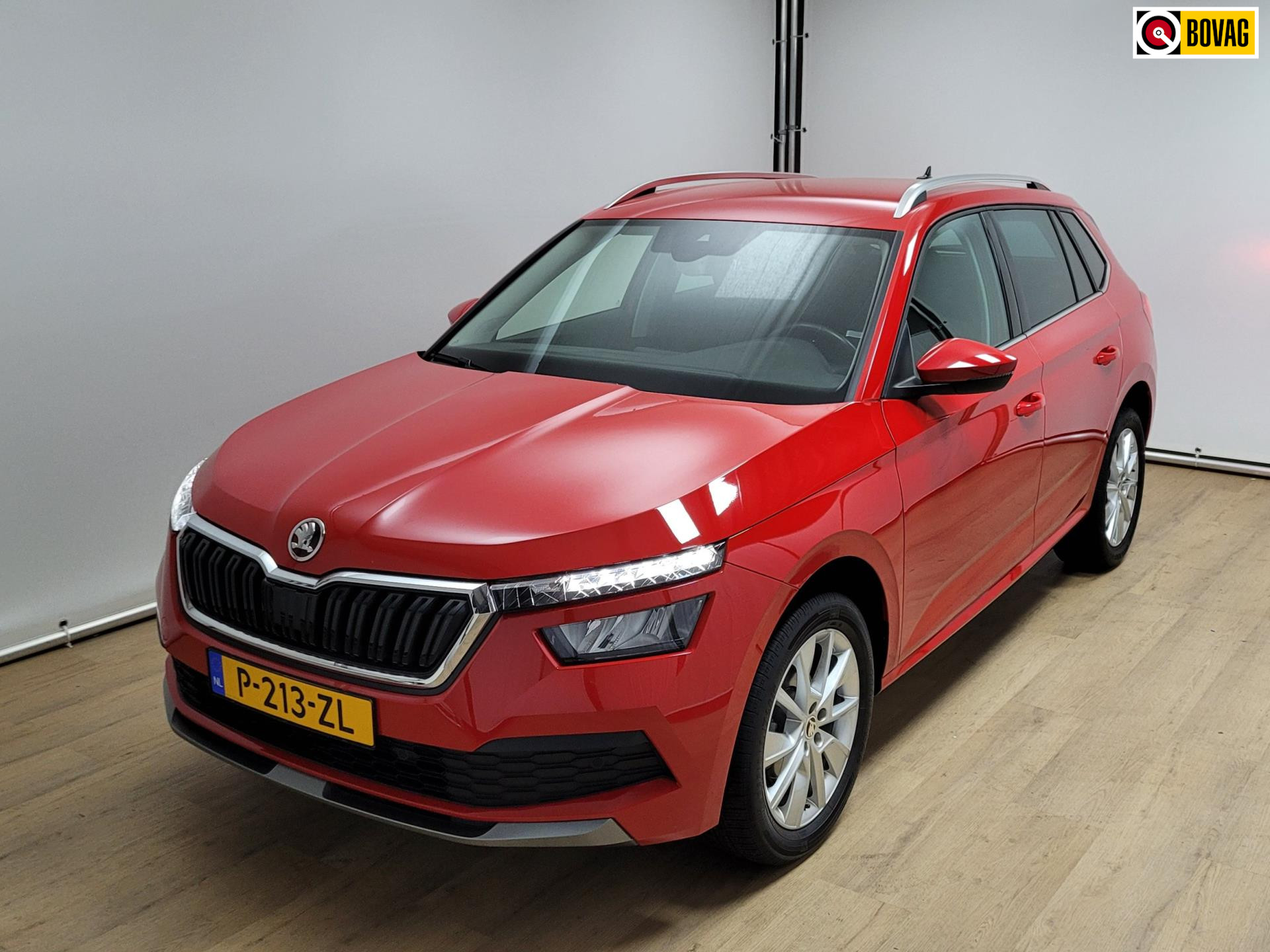 Skoda KAMIQ 1.0 TSI Active Sport | Parkeercamera | Parkeersensoren | Carplay | 1e eigenaar | Navigatie | Volle auto!