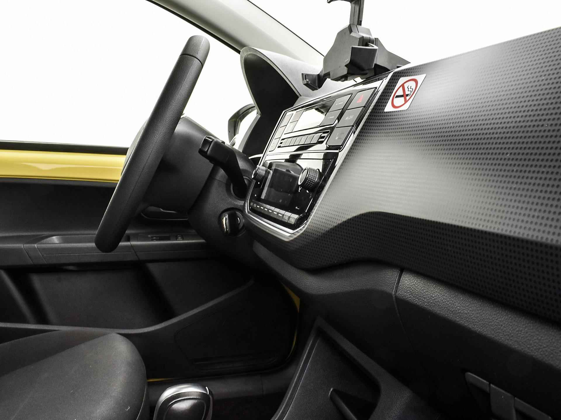 Škoda Citigo e-iV EV 83pk DSG Ambition | €2.000 subsidie | Cruise Control | P-Sensoren | Stoelverwarming | Bluetooth | DAB | Clima | 12 Maanden BOVAG-Garantie · TOPDEAL - 15/30