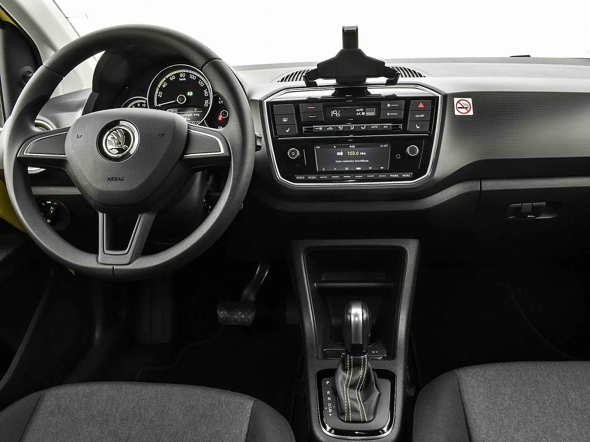 Škoda Citigo e-iV EV 83pk DSG Ambition | €2.000 subsidie | Cruise Control | P-Sensoren | Stoelverwarming | Bluetooth | DAB | Clima | 12 Maanden BOVAG-Garantie · TOPDEAL - 18/30