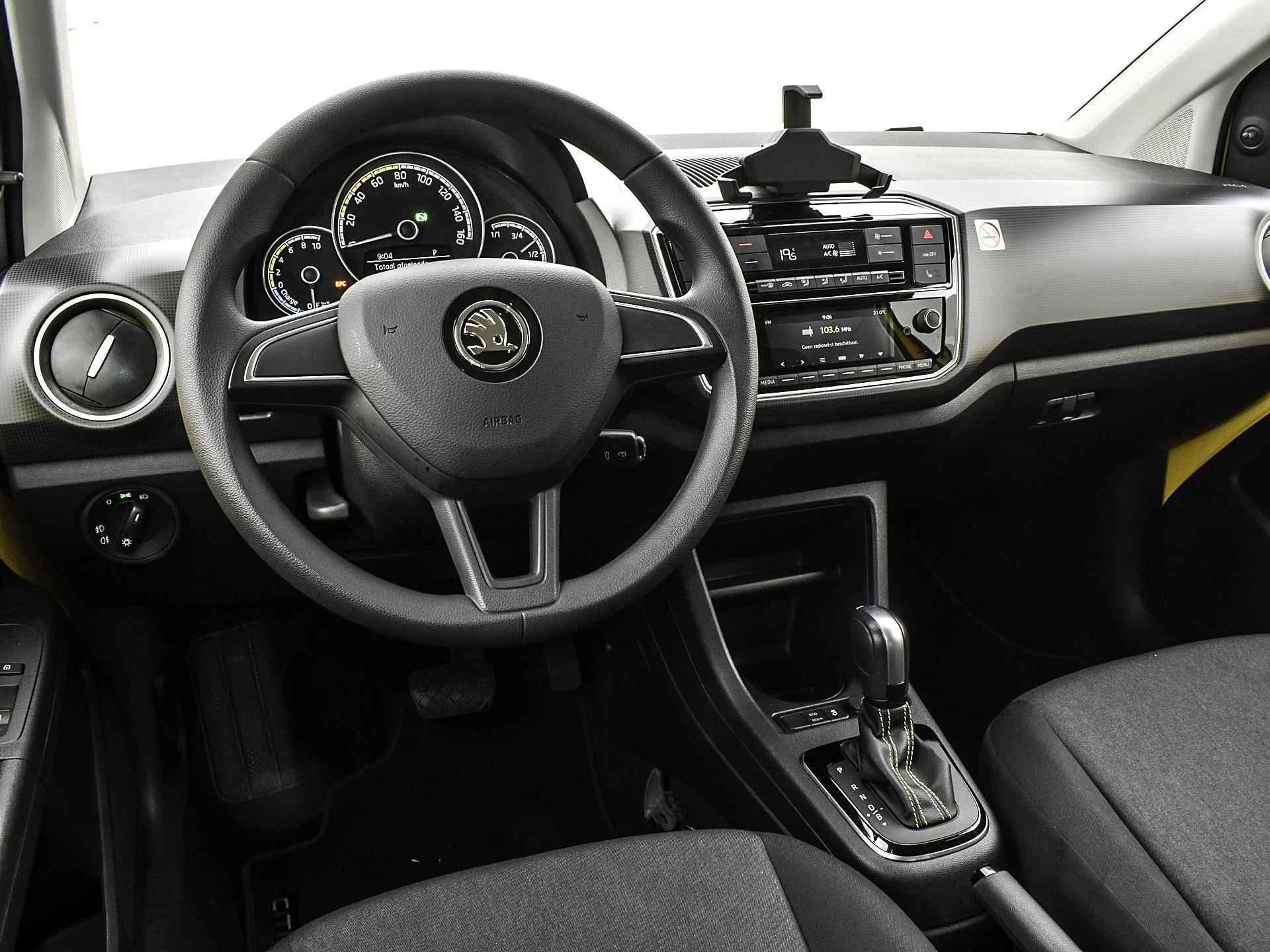 Škoda Citigo e-iV EV 83pk DSG Ambition | €2.000 subsidie | Cruise Control | P-Sensoren | Stoelverwarming | Bluetooth | DAB | Clima | 12 Maanden BOVAG-Garantie · TOPDEAL - 19/30