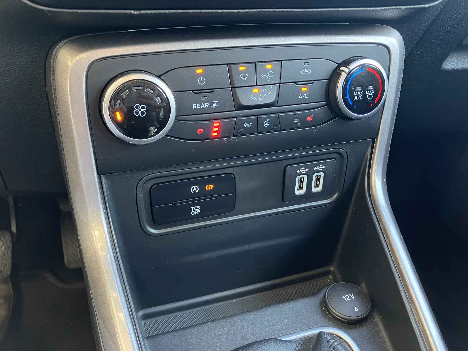 Ford EcoSport 1.0 EcoBoost Connected | apple carplay | cruise control | stoel/stuurverwarming | dab audio | airco - 30/32