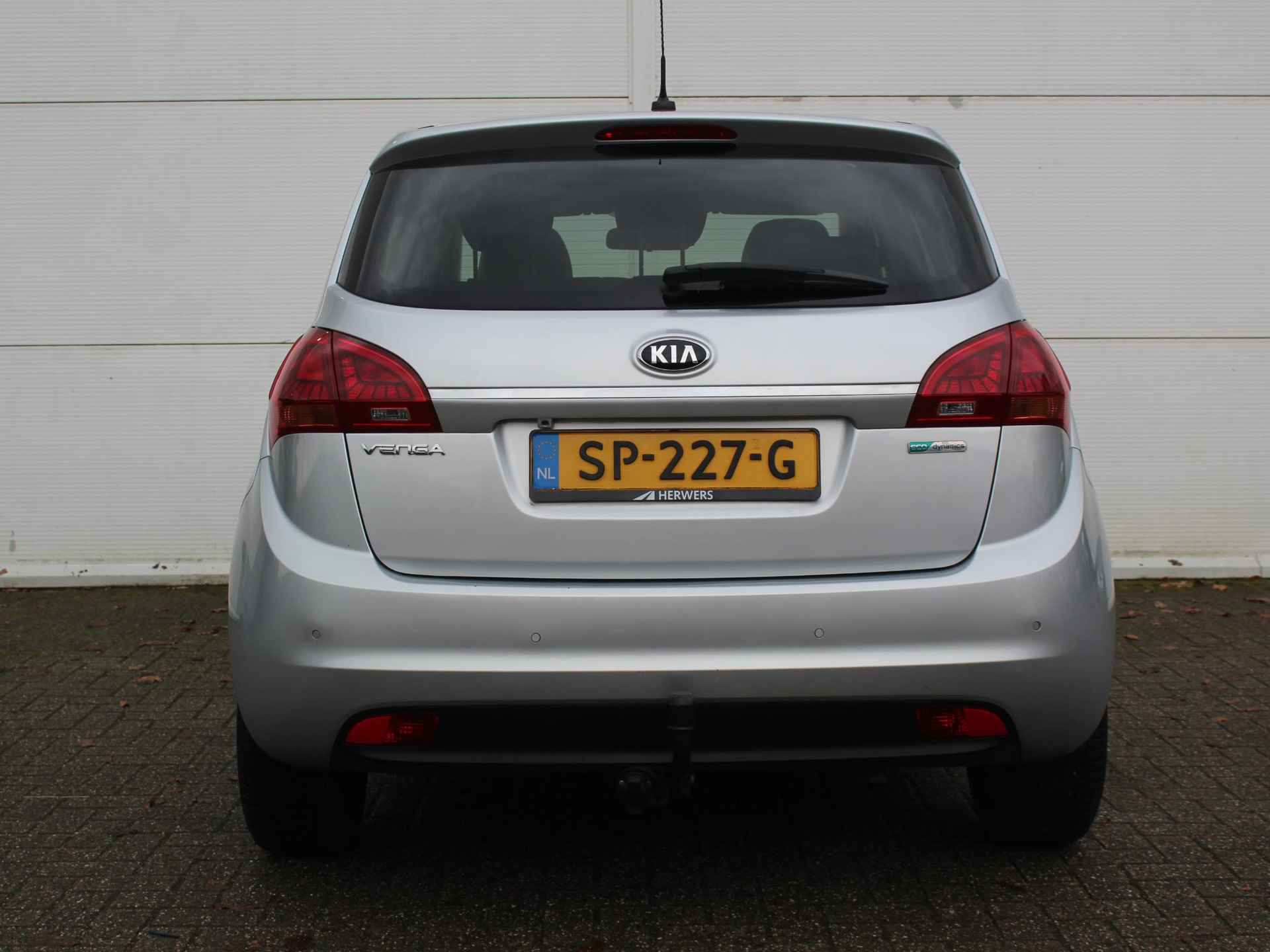 Kia Venga 1.4 CVVT Edition / Trekhaak (1300 KG) / Navigatie / Elektrische Schuif-/Kanteldak / Cruise Control / Achteruitrijcamera / - 40/41