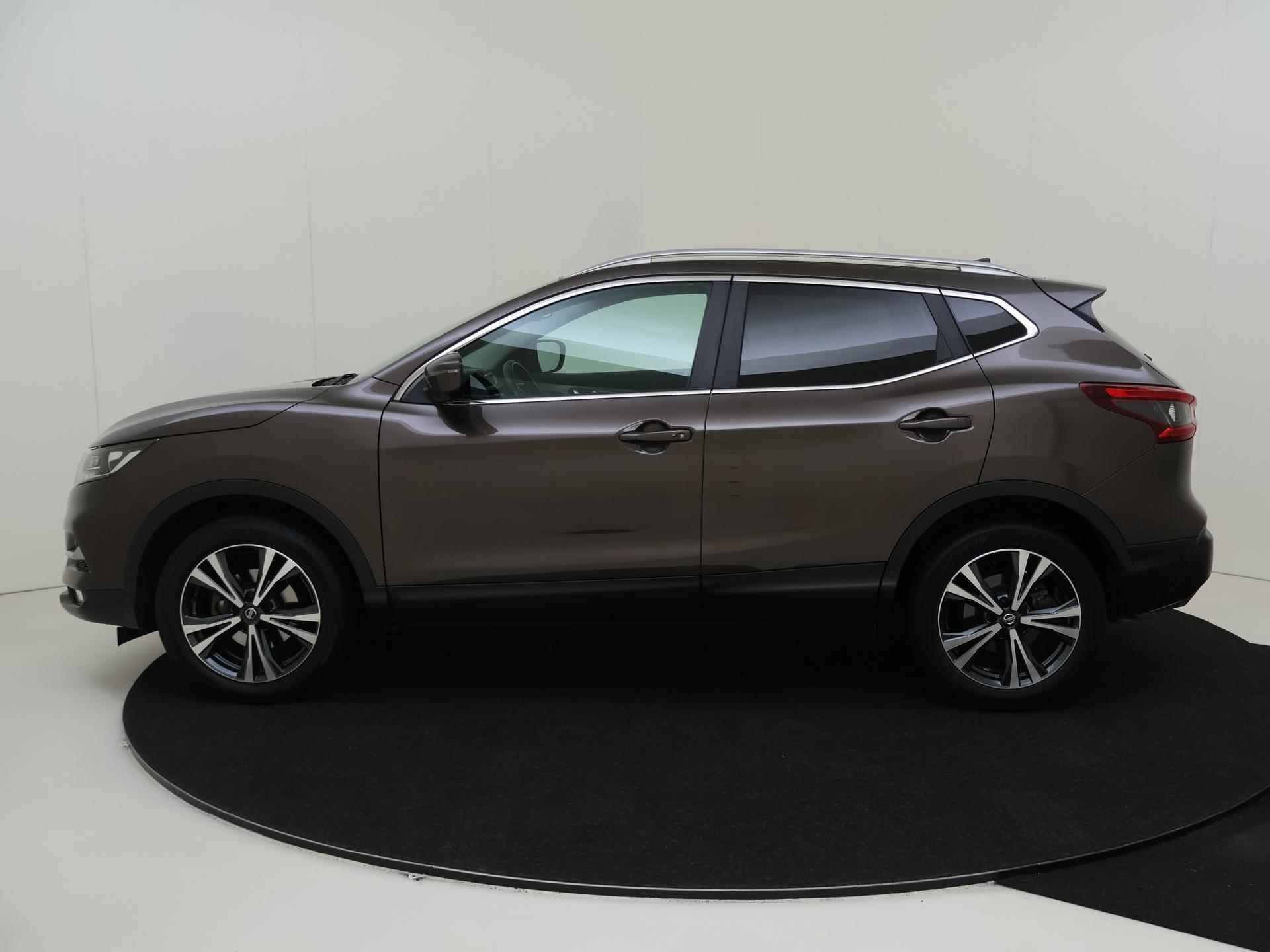 Nissan Qashqai 1.3 DIG-T N-Connecta | Navigatie | 360 Camera's | Apple carplay | Keyless entry | Trekhaak - 2/27