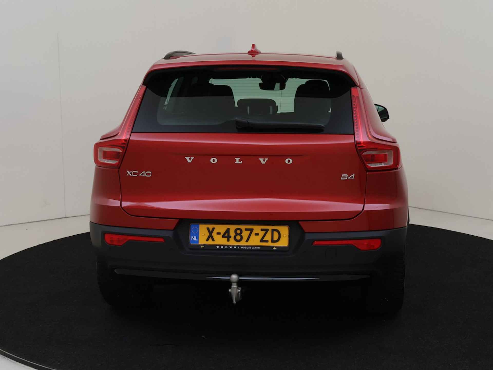 Volvo XC40 B4 Plus Dark | Trekhaak | Harman Kardon | - 5/35