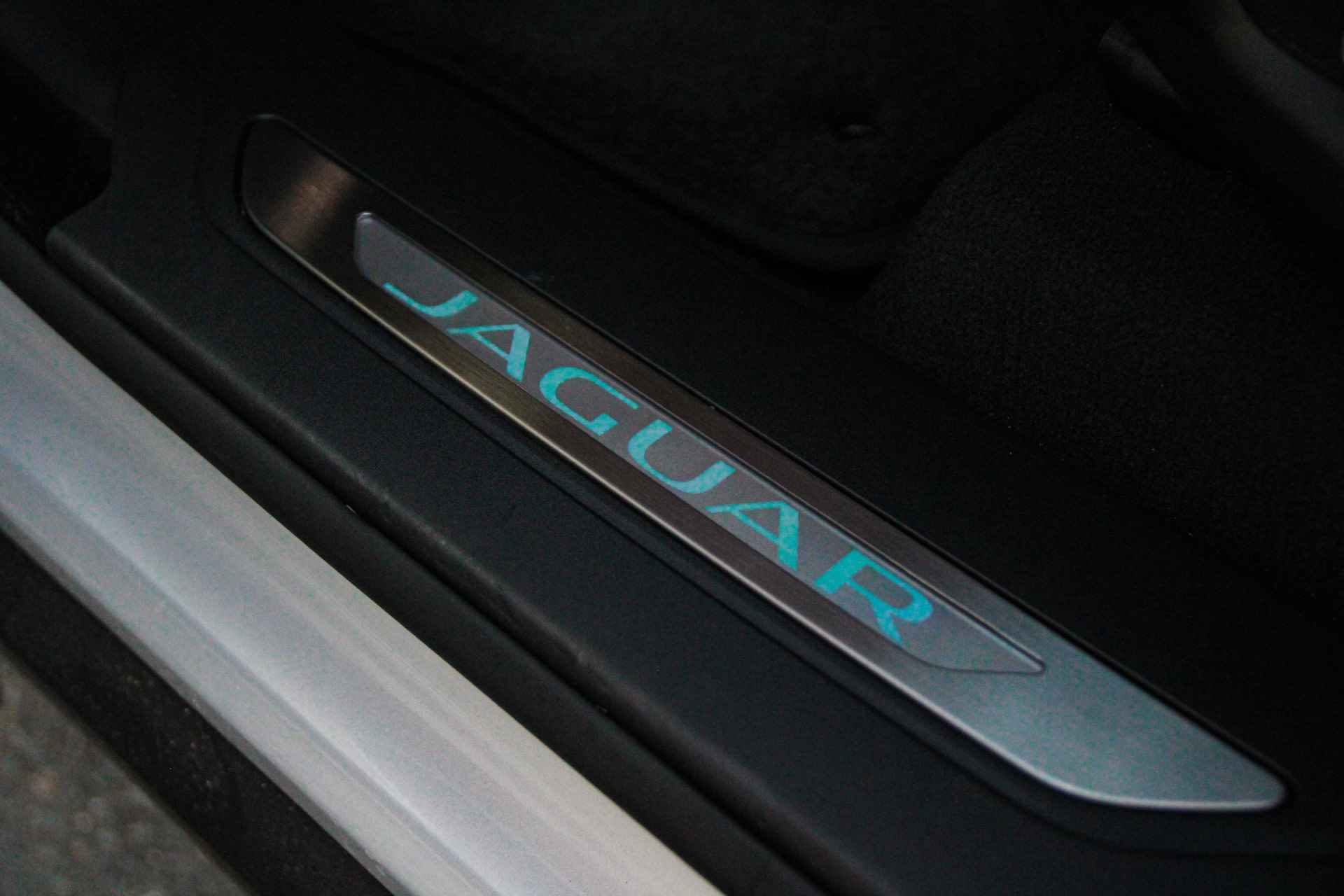 Jaguar F-Pace 5.0 V8 SVR - 31/52