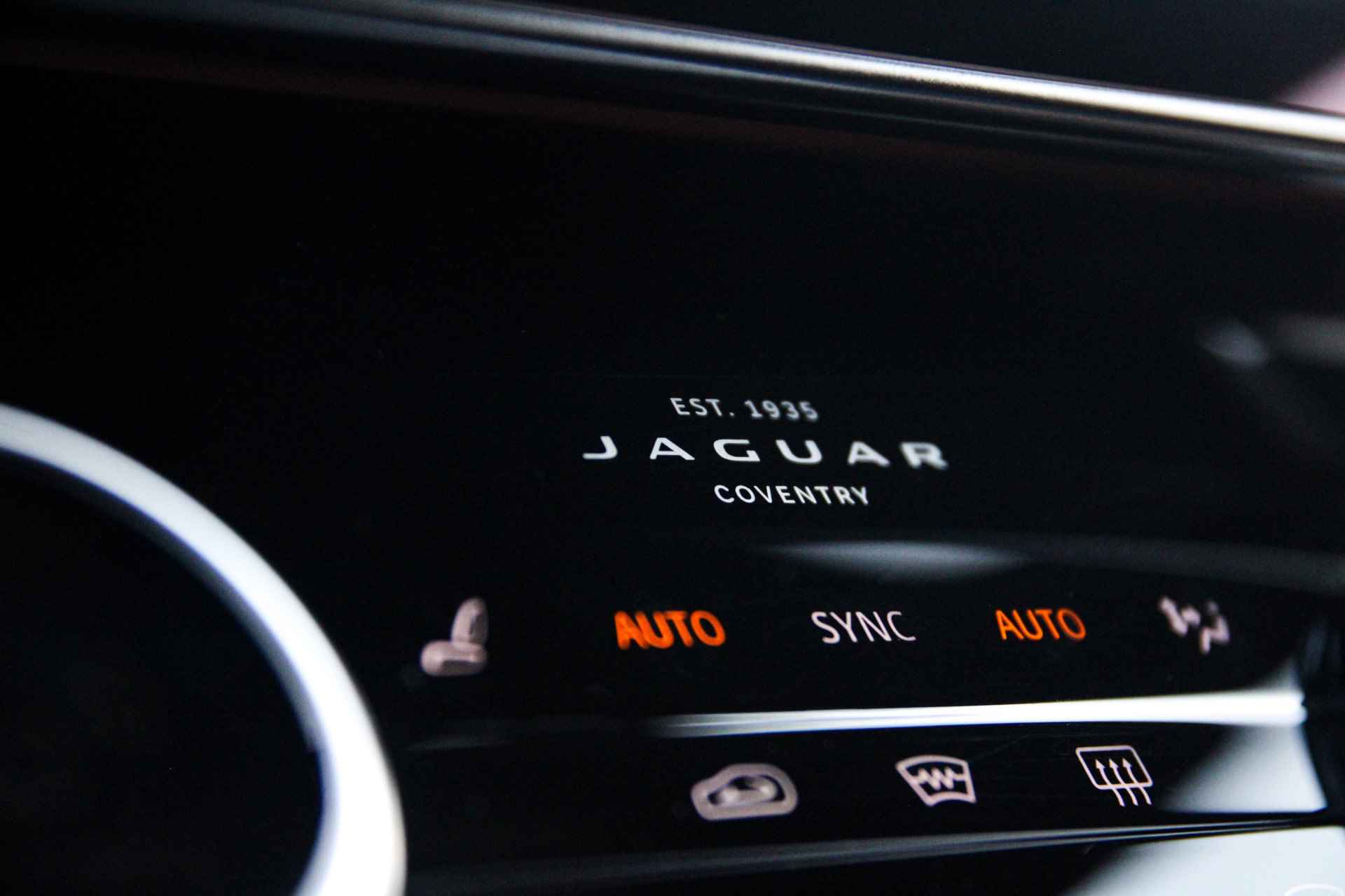 Jaguar F-Pace 5.0 V8 SVR - 45/52