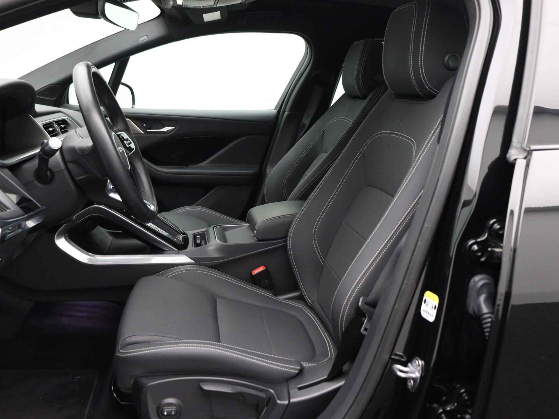 Jaguar I-PACE EV320 S Business Pack 90 kWh | 3-Fase laden | €37.140- ex. | NP € 70.362,-,- - 15/45