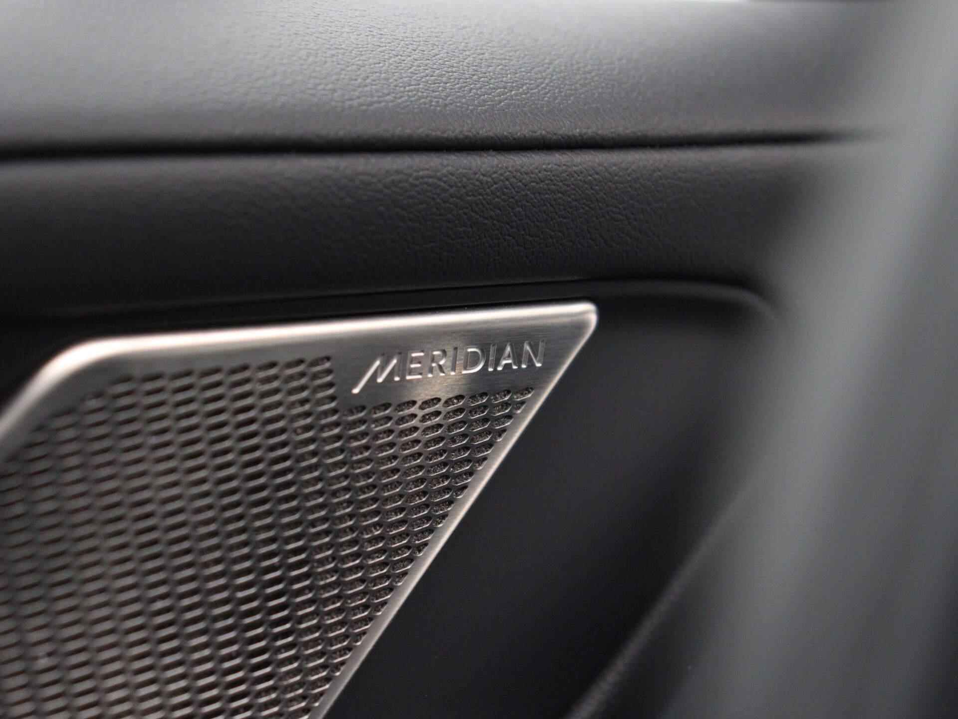 Jaguar I-PACE EV320 S Business Pack 90 kWh | 3-Fase laden | €37.140- ex. | NP € 70.362,-,- - 31/45