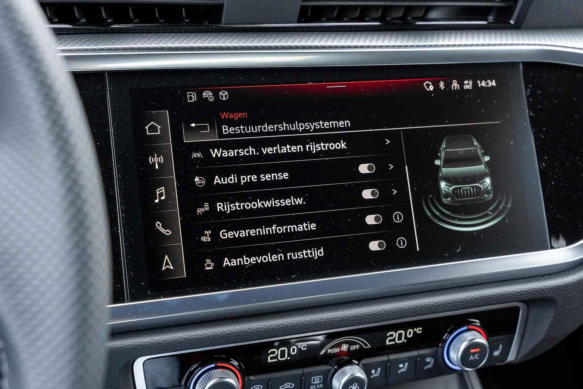 Audi Q3 45 TFSI 245pk e S Edition | Panoramadak | Stoelverwarming - 51/56