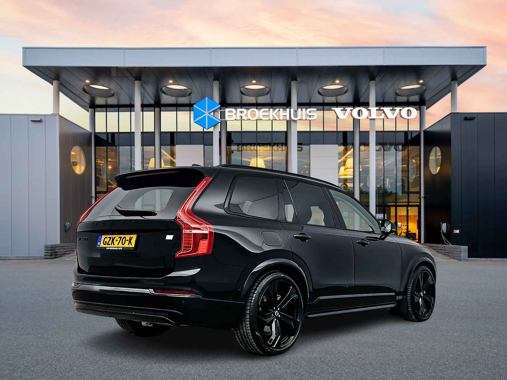 Volvo XC90 T8 Recharge AWD Ultimate Dark Black Pack | 22" | Luchtvering met Selected Level | Bowers & Wilkins | Geventileerd Nappa | Stoelm - 4/36