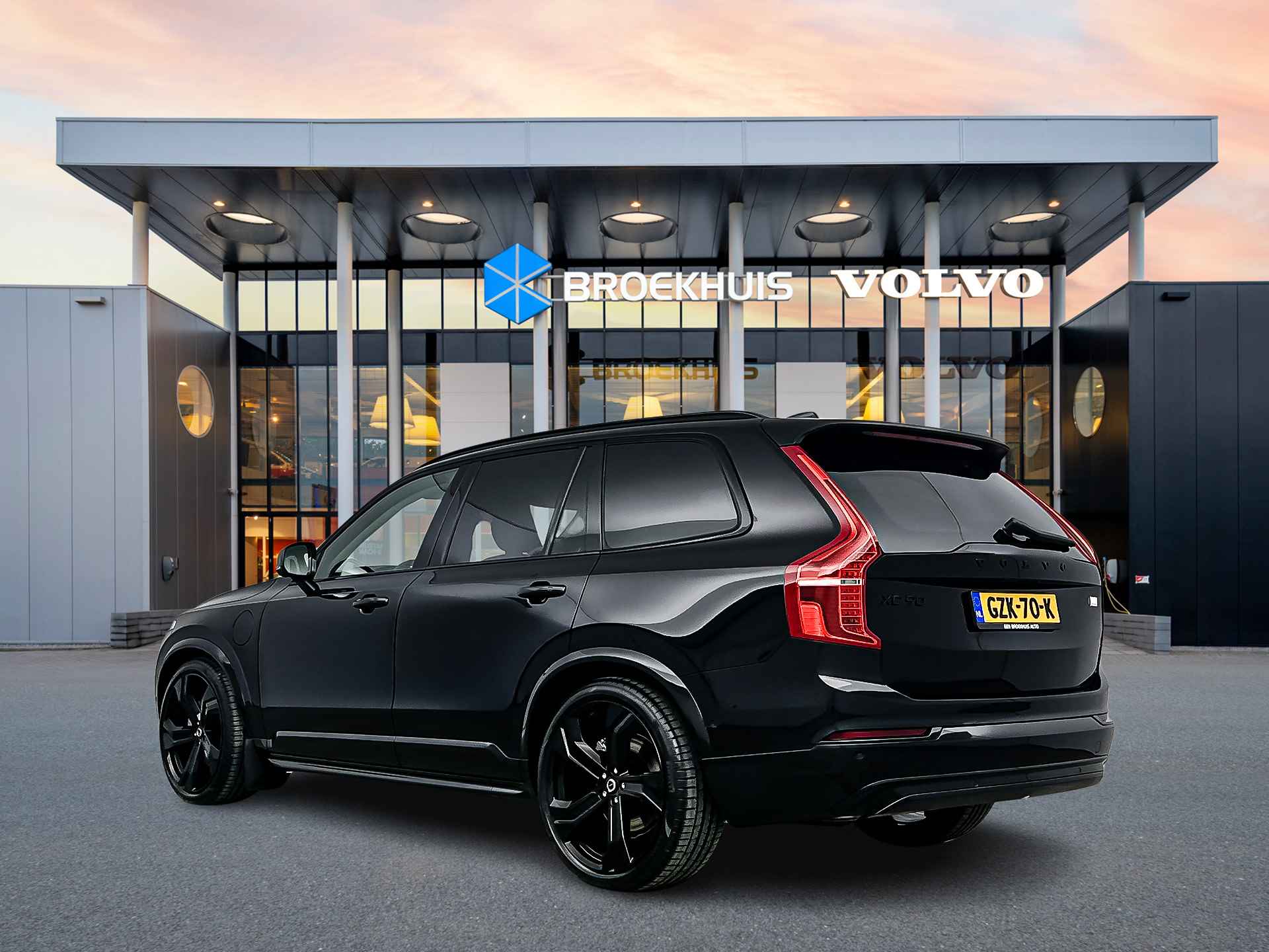 Volvo XC90 T8 Recharge AWD Ultimate Dark Black Pack | 22" | Luchtvering met Selected Level | Bowers & Wilkins | Geventileerd Nappa | Stoelm - 5/36