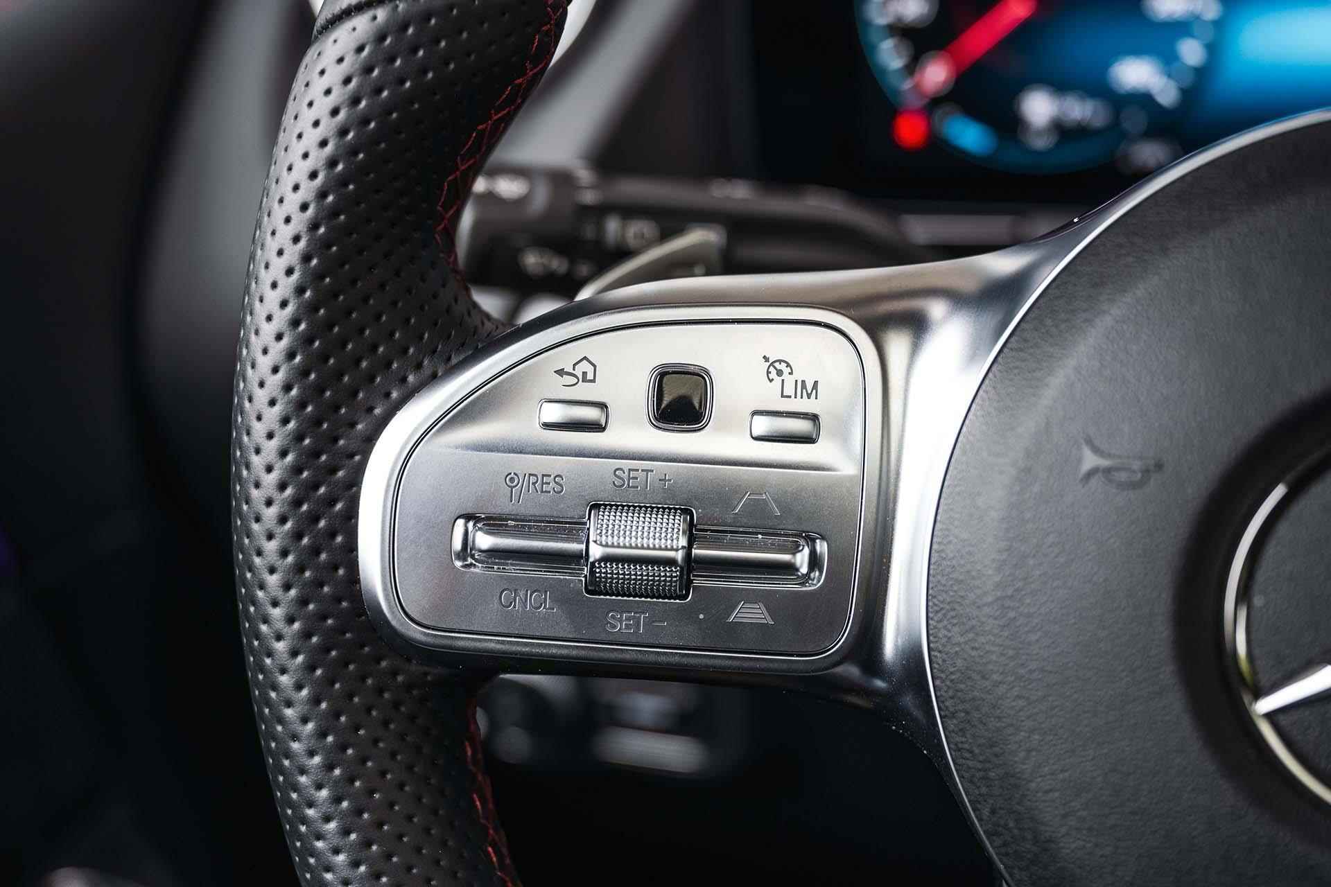 Mercedes-Benz B-Klasse 250e AMG line | Premium Plus Pakket | Rijassistentie Plus Pakket | Panorama-schuifdak | Nightpakket | Head-Up Display | 360-camera | - 17/34