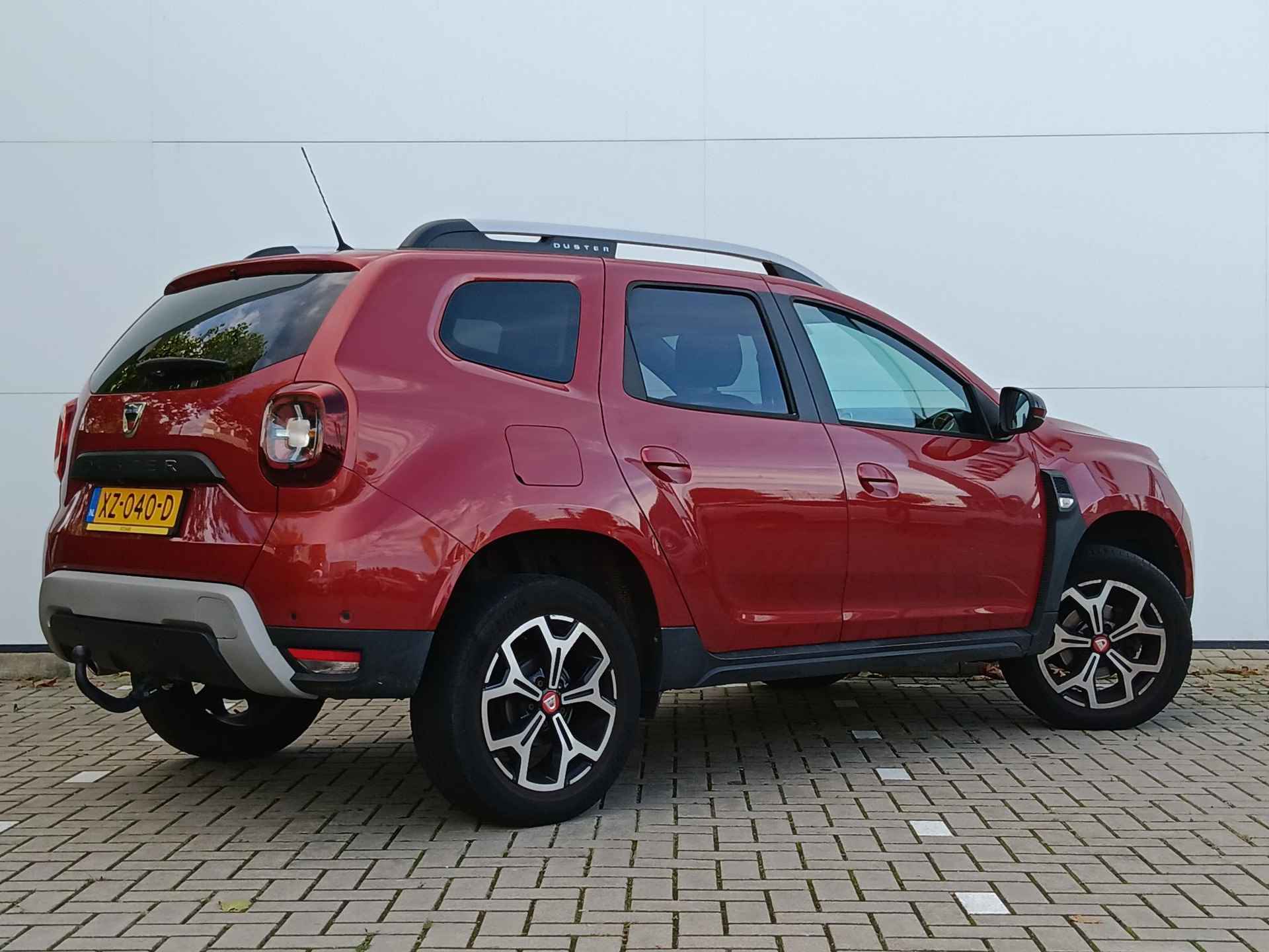 Dacia Duster 1.3 TCe 130 Tech Road Trekhaak / Parkeersensoren + Camera / Navigatie / Climate Control / Cruise Control - 3/39