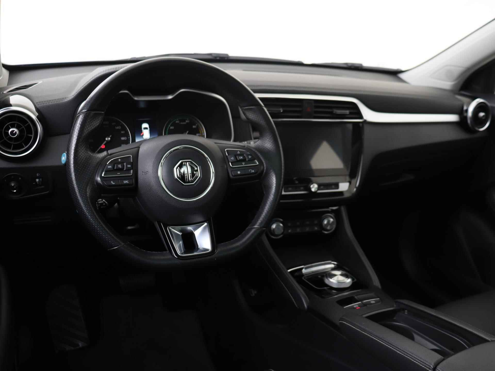 MG ZS EV Luxury | Leder | Panoramadak | Navi | Camera | Apple CarPlay | - 9/31