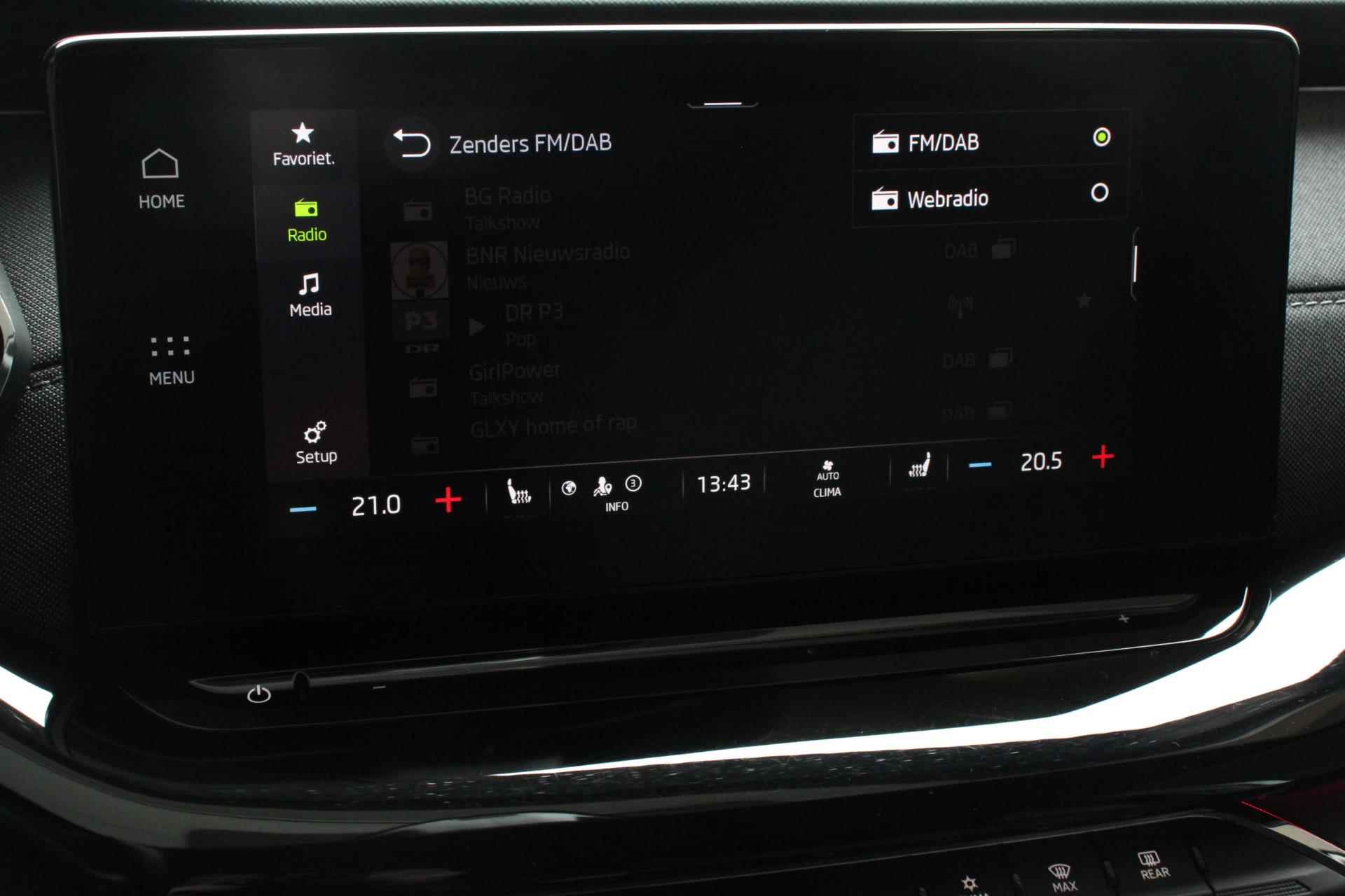 Skoda Octavia Combi 1.0 e-TSI 110pk MHEV DSG Style | Navigatie | Apple Carplay/Android Auto | Parkeersensor achter | Camera | Adaptive Cruise Control | Stoelverwarming | Ledverlichting | Climate Control - 26/33