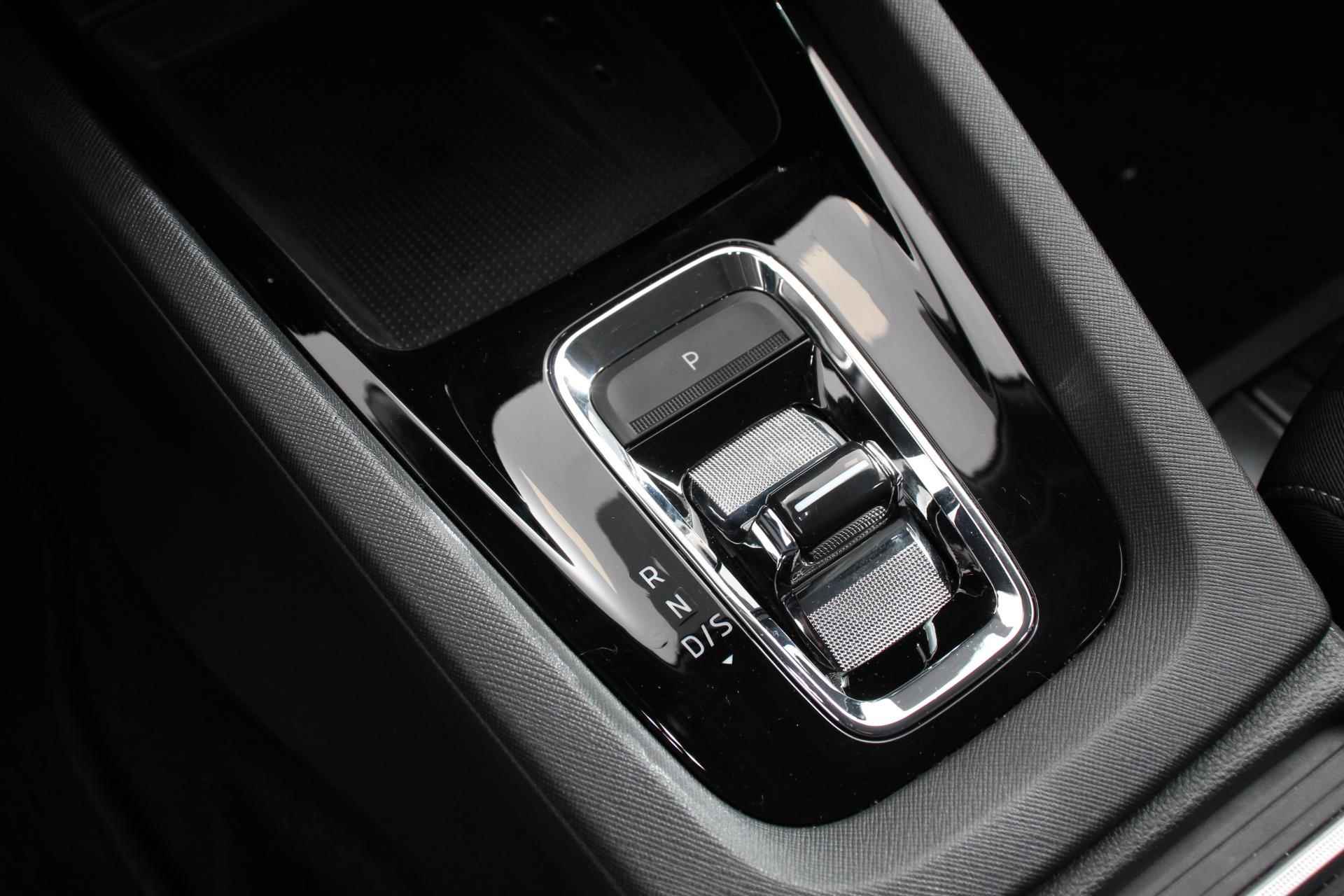 Skoda Octavia Combi 1.0 e-TSI 110pk MHEV DSG Style | Navigatie | Apple Carplay/Android Auto | Parkeersensor achter | Camera | Adaptive Cruise Control | Stoelverwarming | Ledverlichting | Climate Control - 19/33