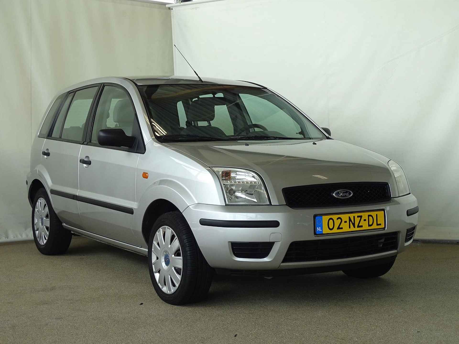 Ford Fusion 1.4 16V Style Lage kilometerstand - 5/22