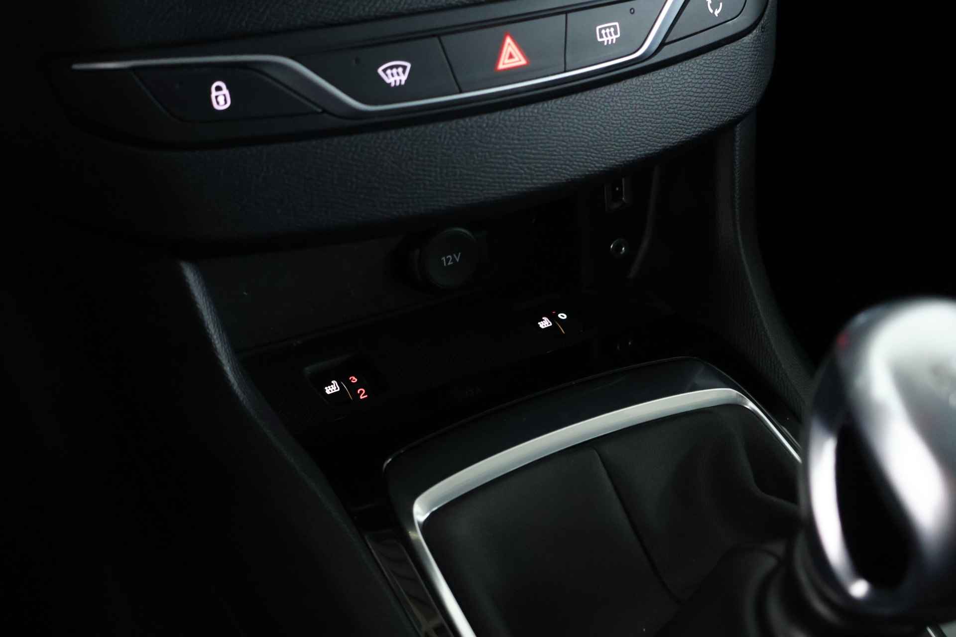 Peugeot 308 SW 1.6 BlueHDI Business Line / Panorama / Navigatie / Cruisecontrol / Bluetooth - 20/29