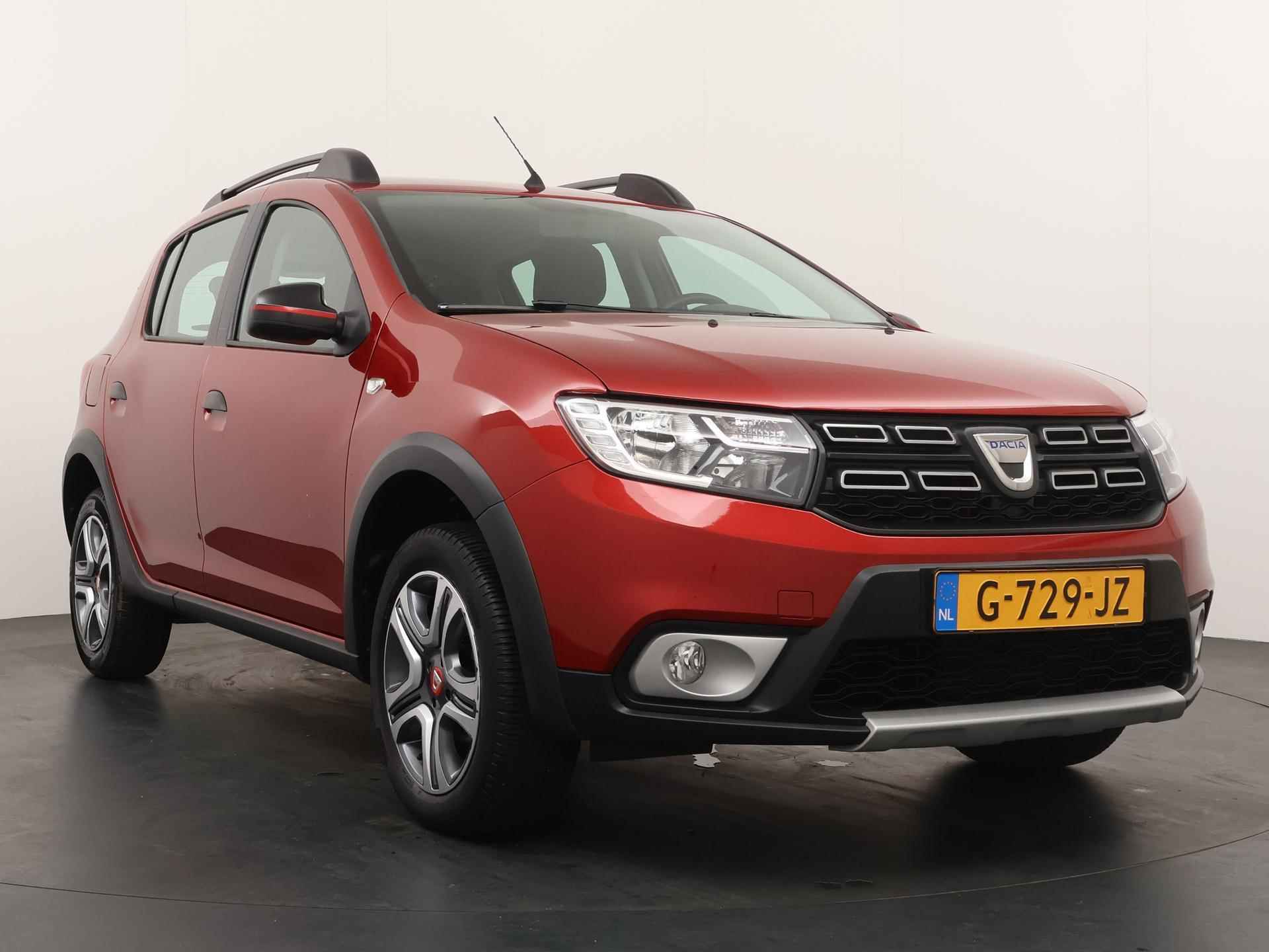 Dacia Sandero Stepway 0.9 TCe Tech Road - 8/33