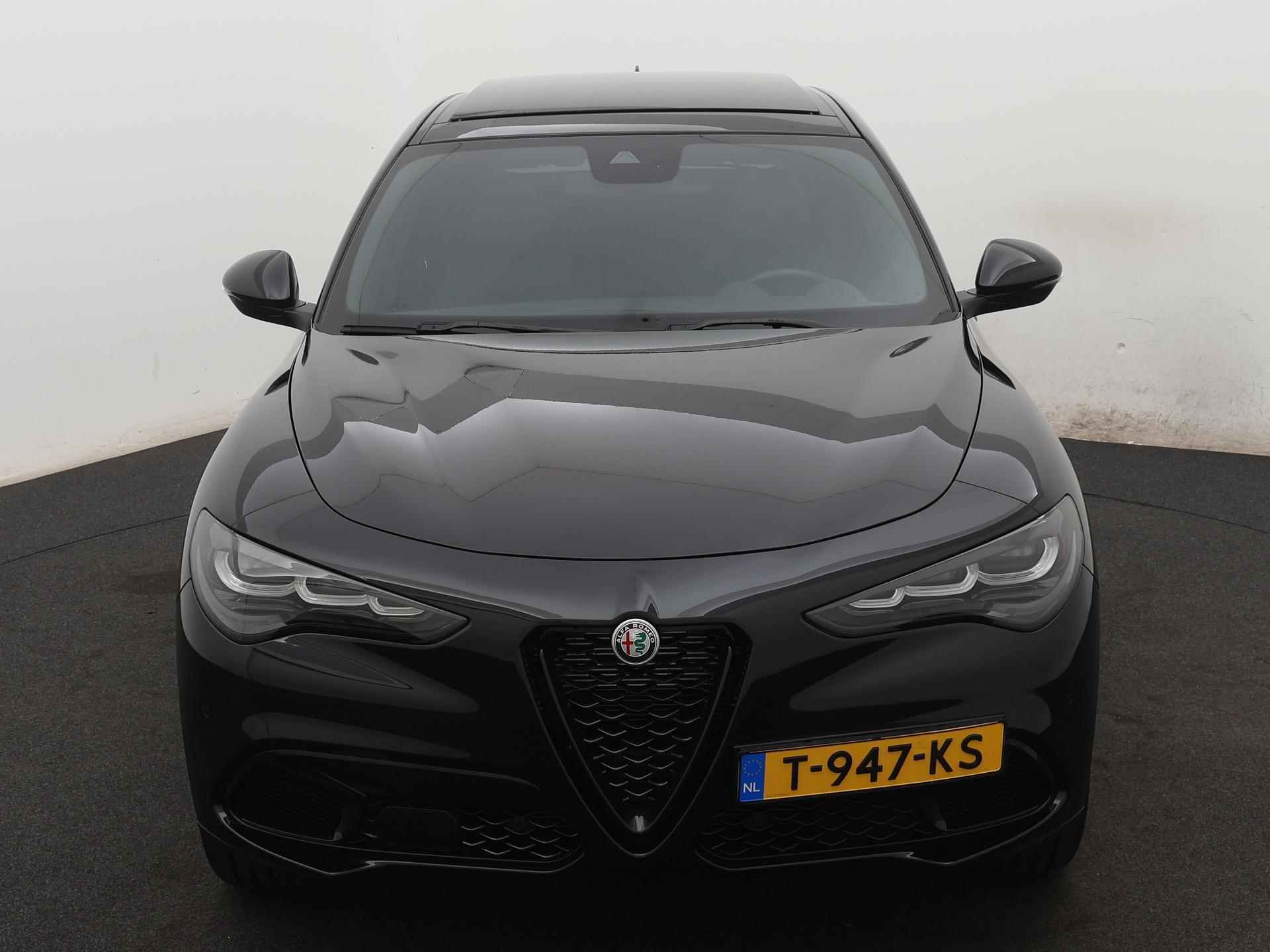 Alfa Romeo Stelvio 2.0 T GME AWD 200pk Sprint | Leer | Elektrische Stoelen | Stoel + Stuur verwarming | Parkeersensoren voor + achter | Camera | - 16/21