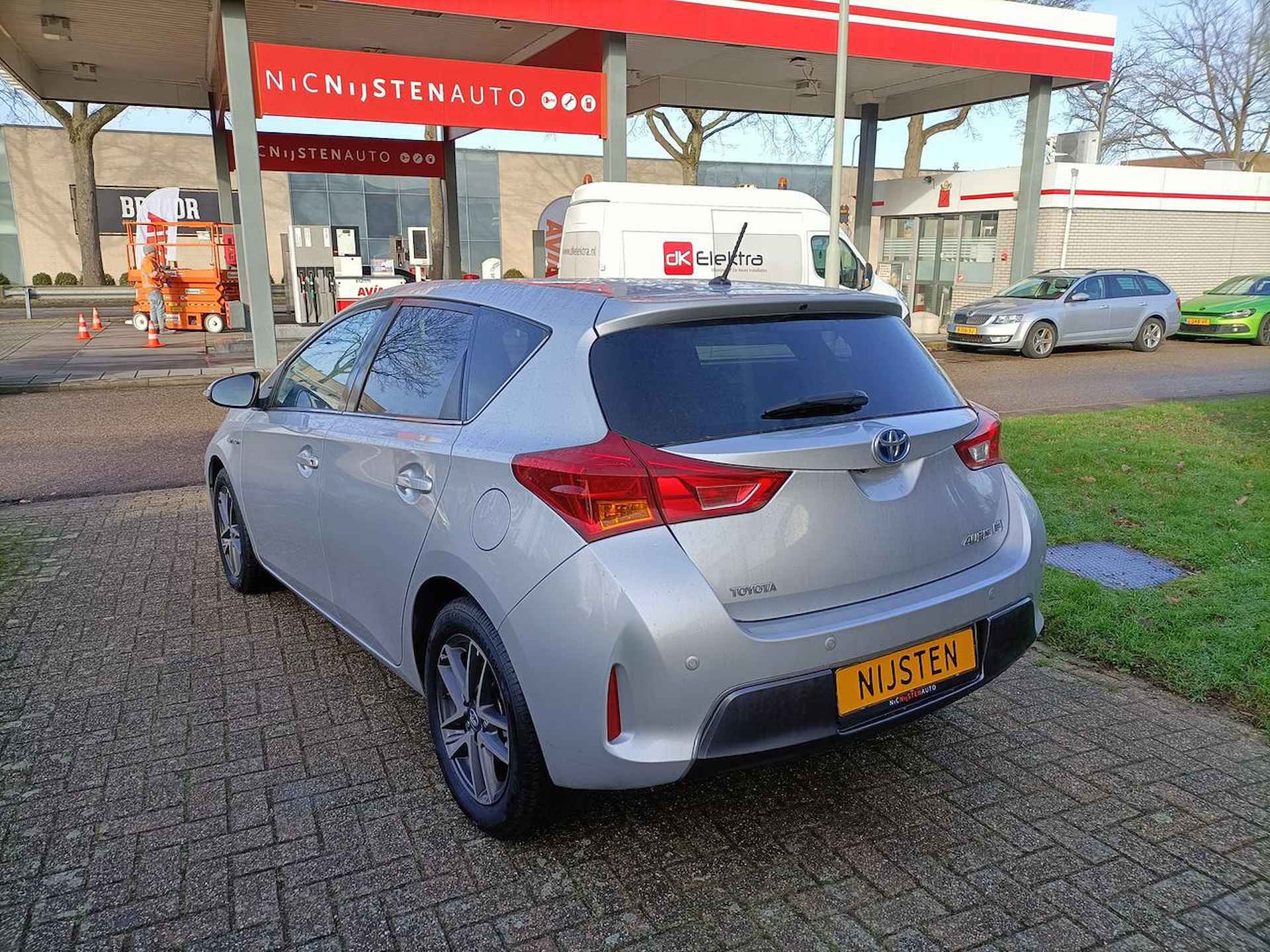 Toyota Auris 1.8 Hybrid Navi,Cruise,Stoelverw,Aut.park. - 5/27