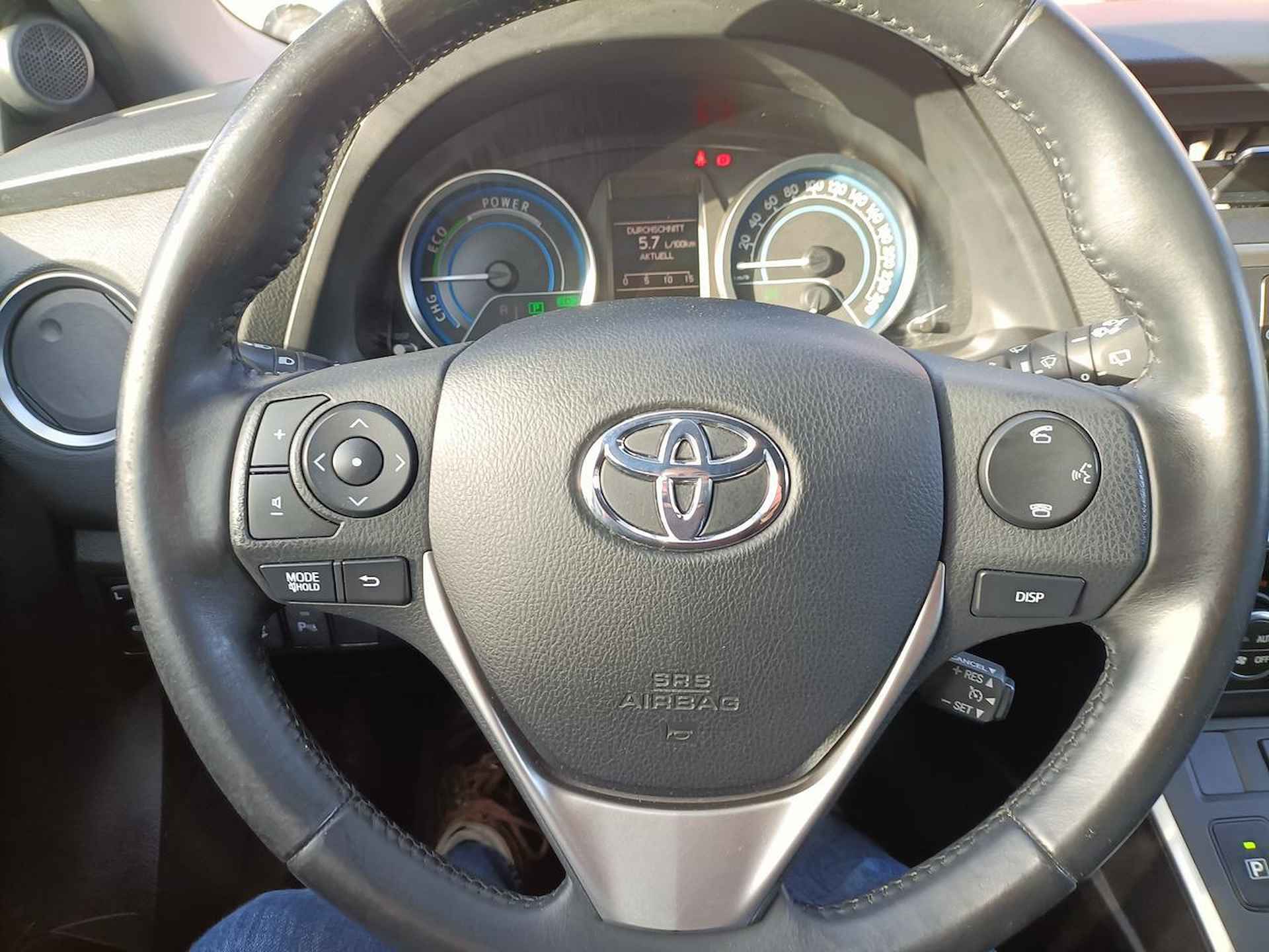 Toyota Auris 1.8 Hybrid Navi,Cruise,Stoelverw,Aut.park. - 25/27