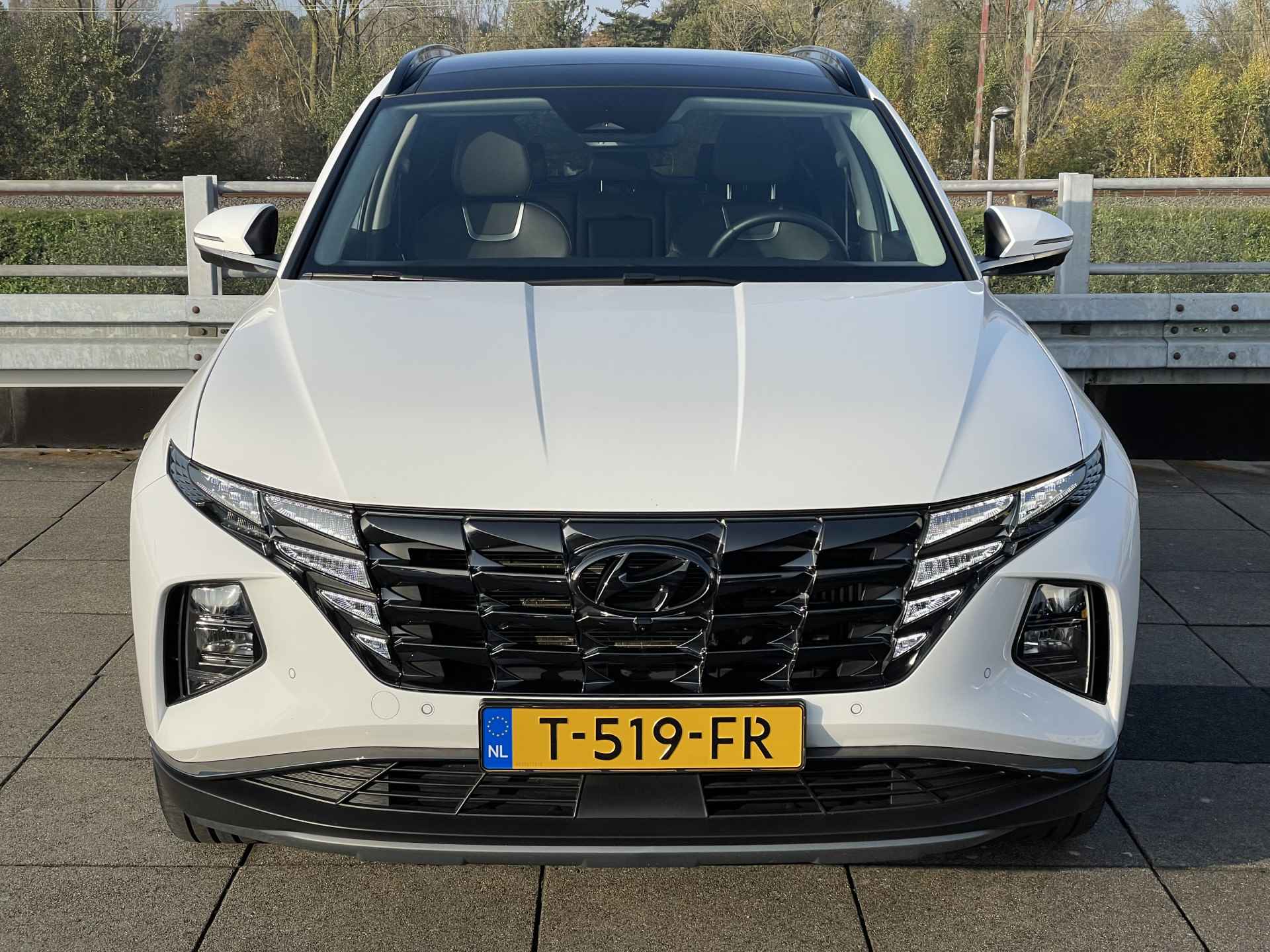 Hyundai Tucson 1.6 T-GDI 265pk PHEV Premium Sky 4WD | Panoramadak | Leder | Trekhaak Rijklaarprijs! | - 33/37