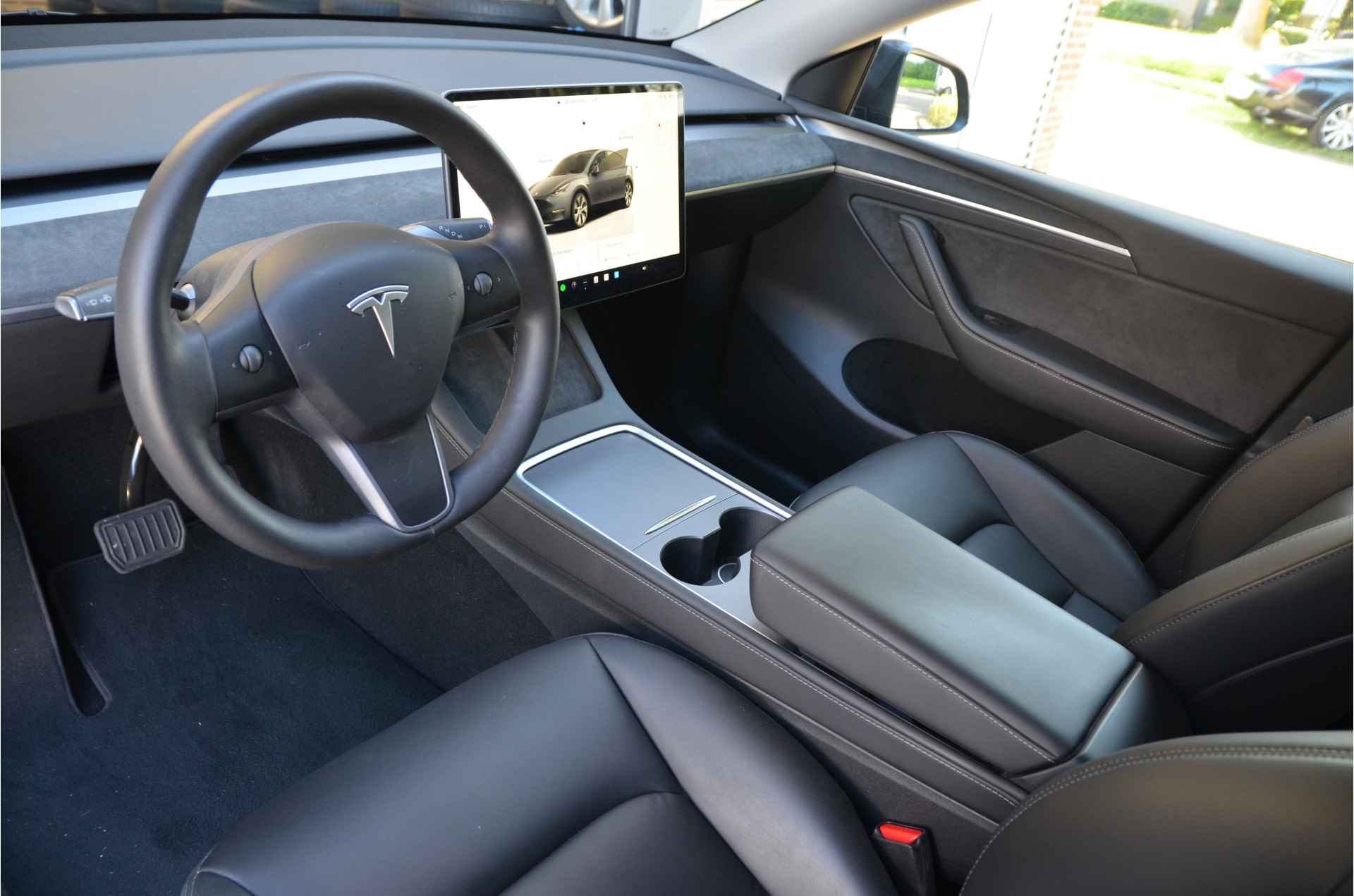 Tesla Model Y Long Range AWD 75 kWh Trekhaak, AutoPilot, MARGE - 10/31