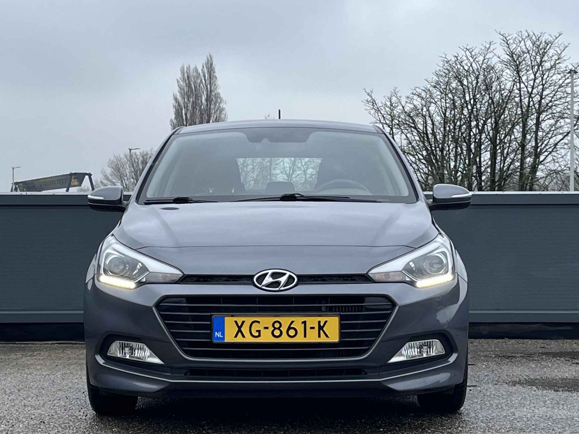 Hyundai i20 5drs 1.0 T-GDI 100 PK Comfort | Geïntegreerde navigatiesysteem | Apple Carplay & Android Auto | Pdc & Camera | - 4/41