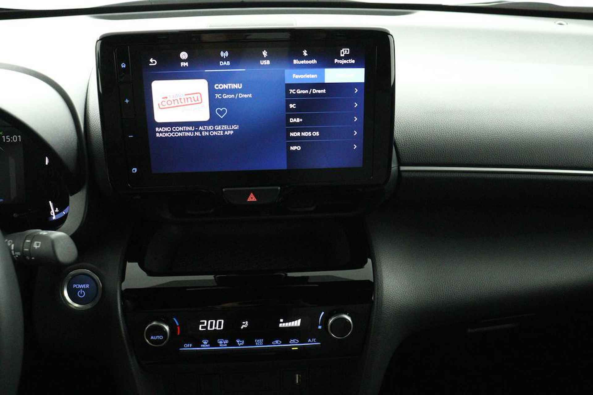 Toyota Yaris Cross 1.5 Hybrid Dynamic | Apple Carplay/Android Auto | Parkeercamera | Climate-Control | Navigatie | - 44/49