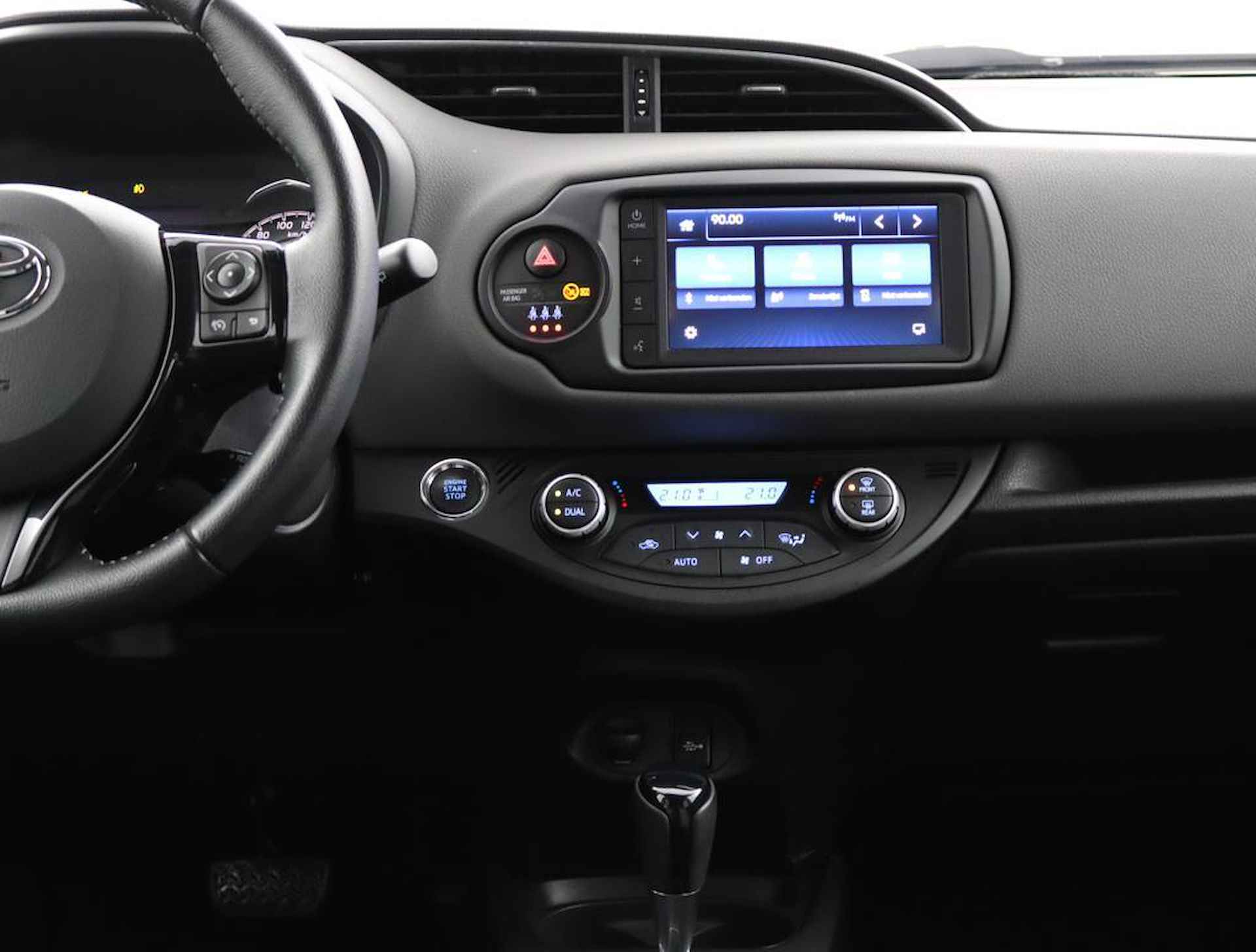 Toyota Yaris 1.5 VVT-i Dynamic Automaat | Apple carplay/Androidauto | Lichtmetalen velgen | - 52/56