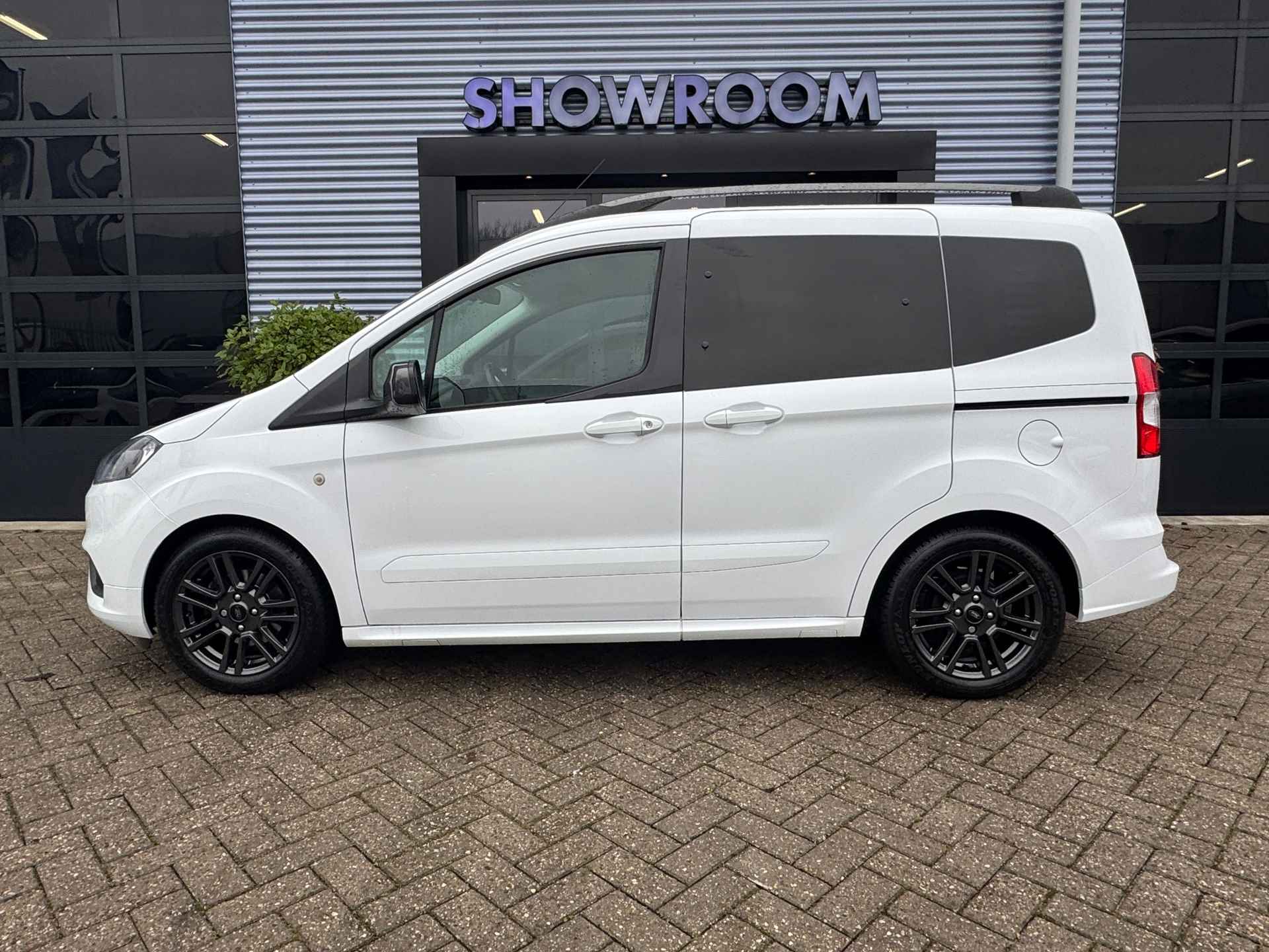 Ford TOURNEO COURIER 1.0 Titanium Camera|Stoelverwarming|Lichtmetalenvelgen - 3/28