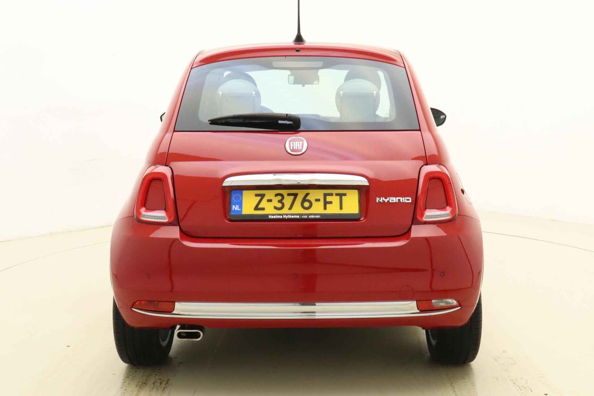 Fiat 500 1.0 Hybrid Dolcevita | Navigatie | Panoramadak | Parkeersensoren | Airco | Sportief | Snel rijden - 12/38