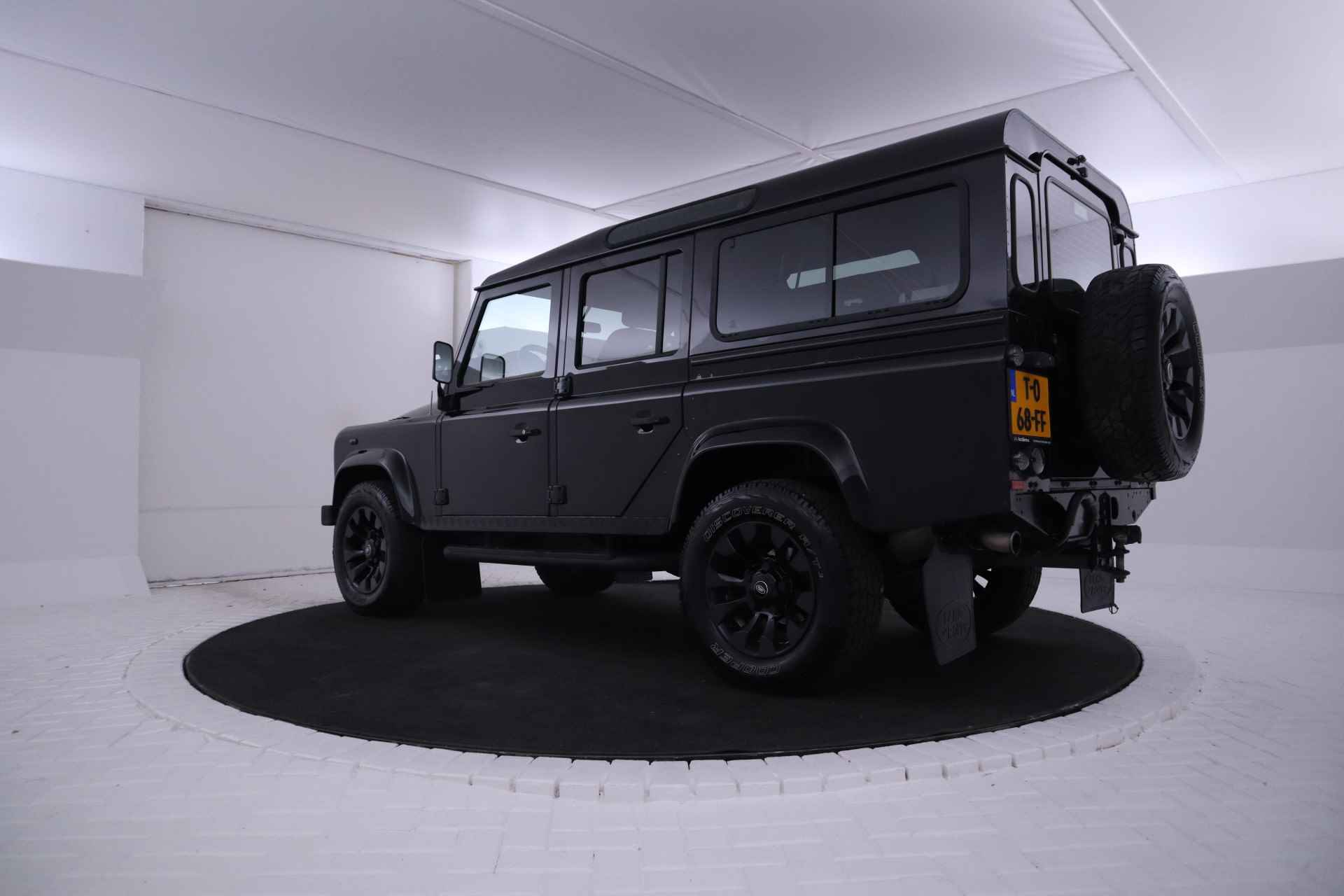 Land Rover Defender 2.4 TD 110 SW zie video! apple carplay etc. - 4/26