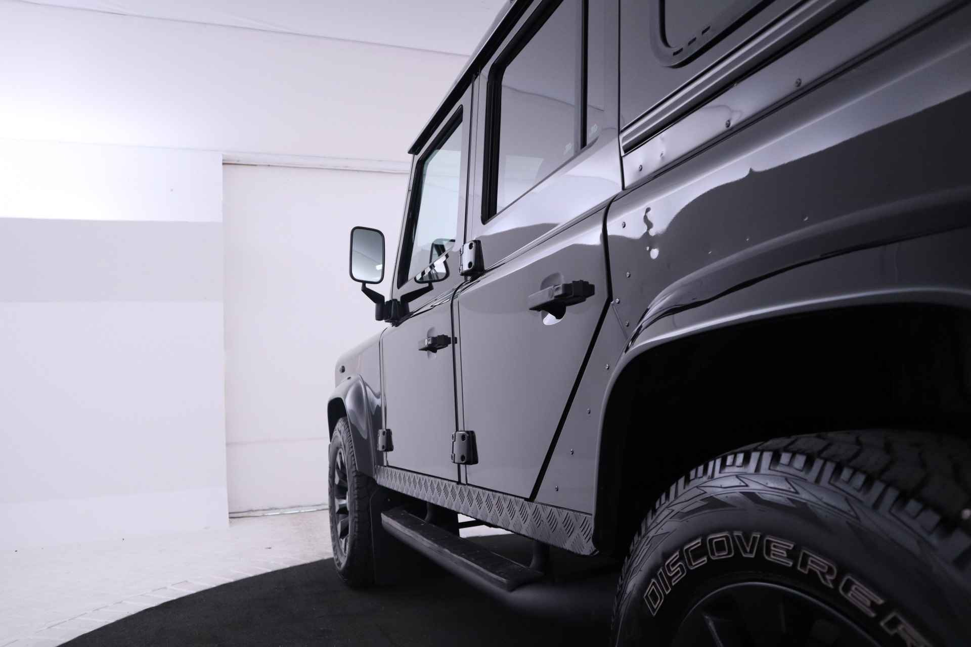 Land Rover Defender 2.4 TD 110 SW zie video! apple carplay etc. - 17/26