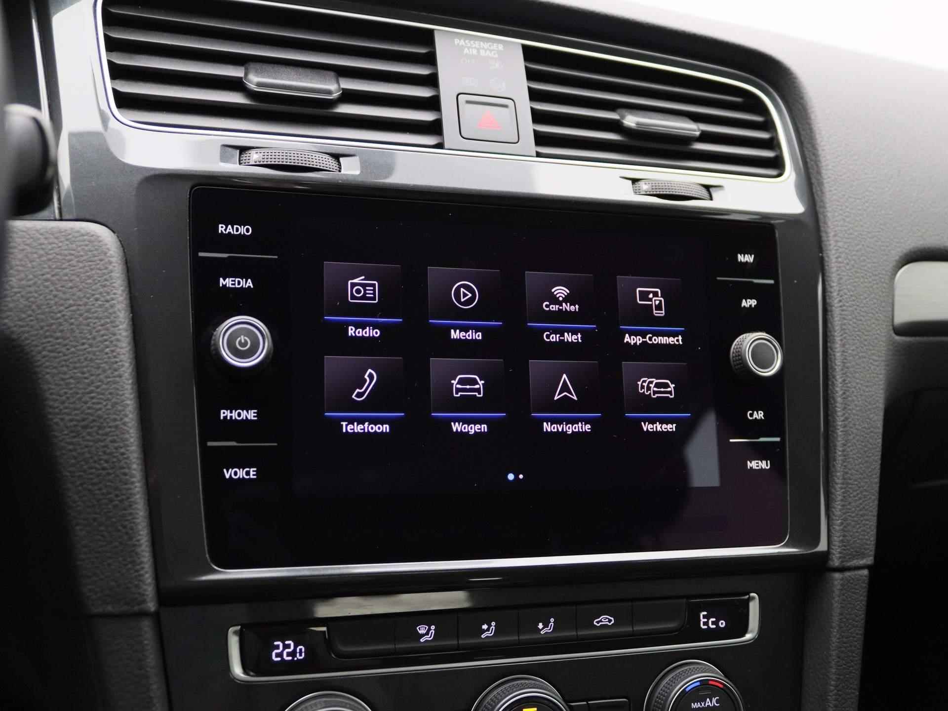 Volkswagen e-Golf E-DITION | Navigatie | Climate Control | Parkeerhulp | LED Verlichting | - 32/39