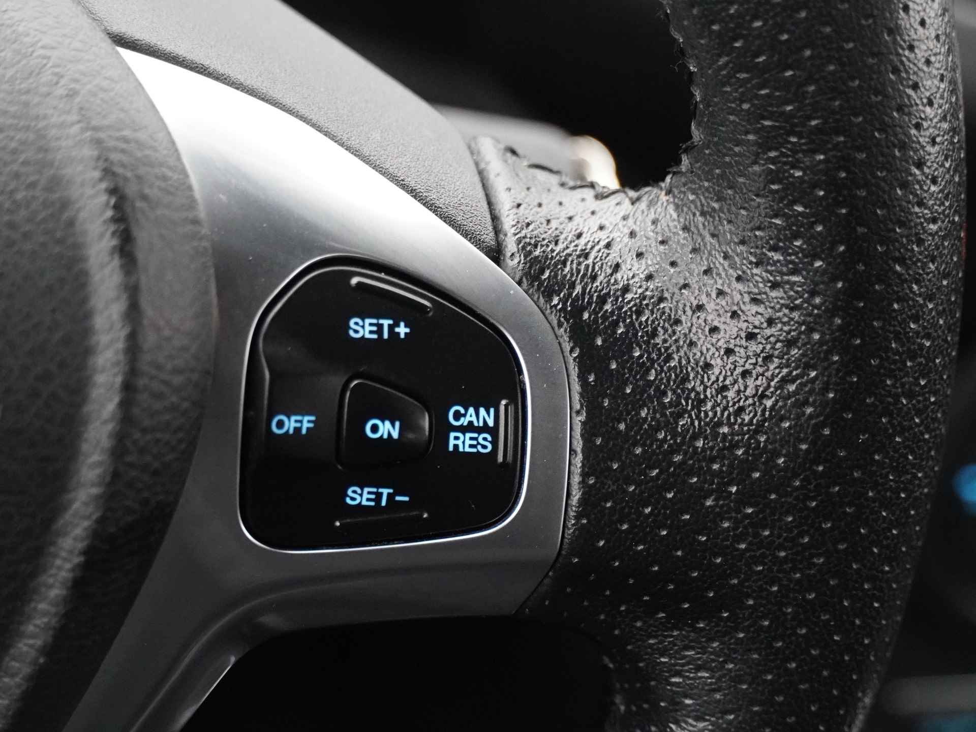 Ford Fiesta 1.0 EcoBoost ST Line | Voorruitverwarming | Clima | 1e eigenaar | Dealer onderhouden | - 15/21