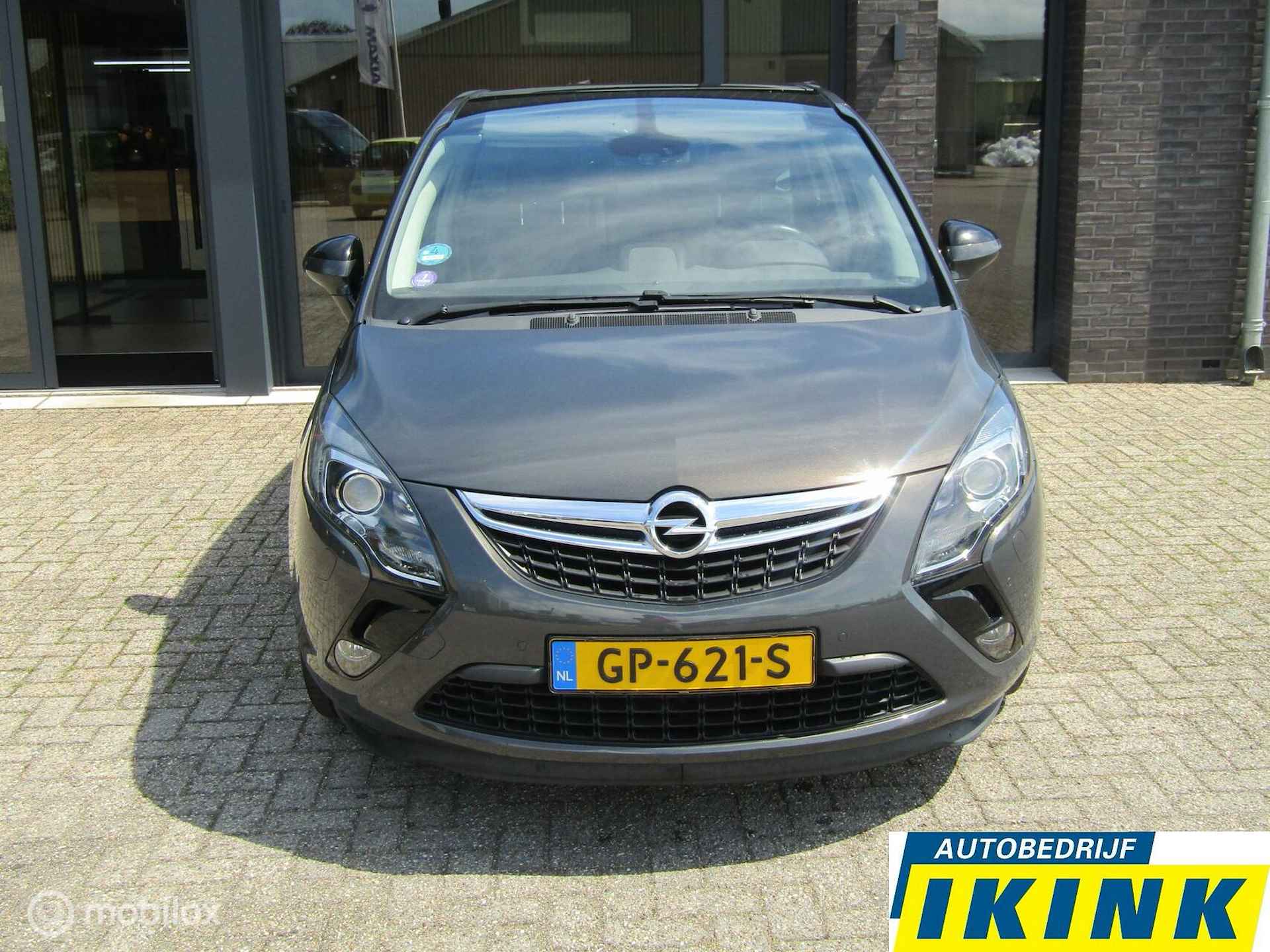 Opel Zafira Tourer 1.4T Cosmo | Camera, Leder, Panodak, Trekhaak, Xenon - 3/29